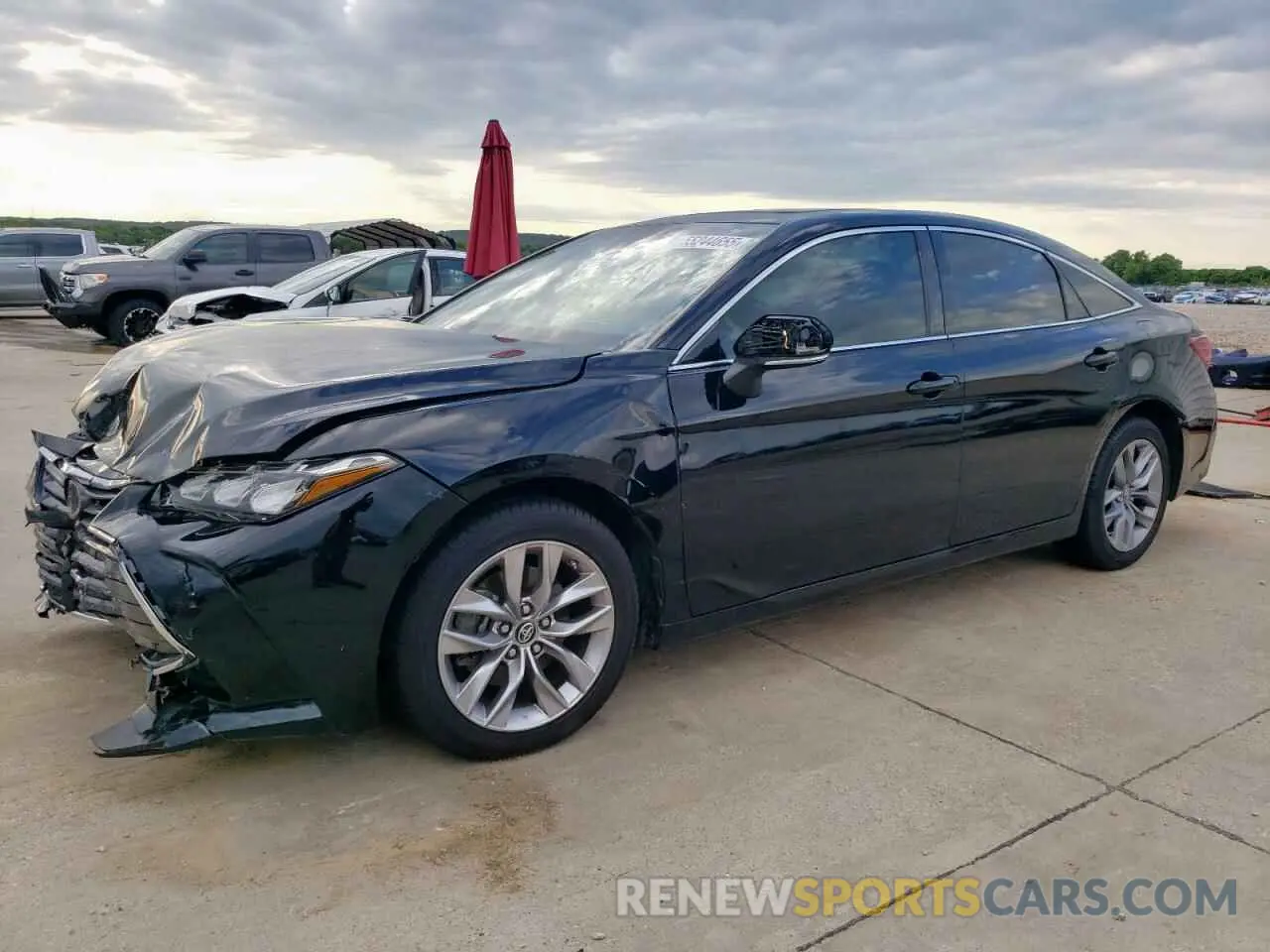 1 Photograph of a damaged car 4T1BZ1FB3KU036897 TOYOTA AVALON 2019