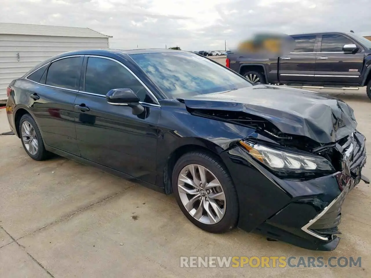 4 Photograph of a damaged car 4T1BZ1FB3KU036897 TOYOTA AVALON 2019