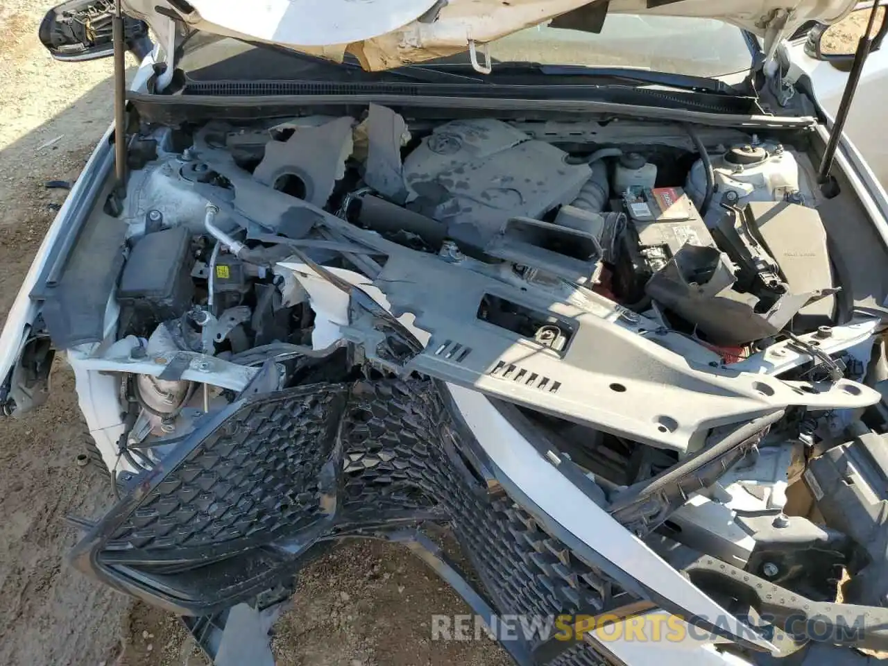 11 Photograph of a damaged car 4T1BZ1FB4KU002645 TOYOTA AVALON 2019