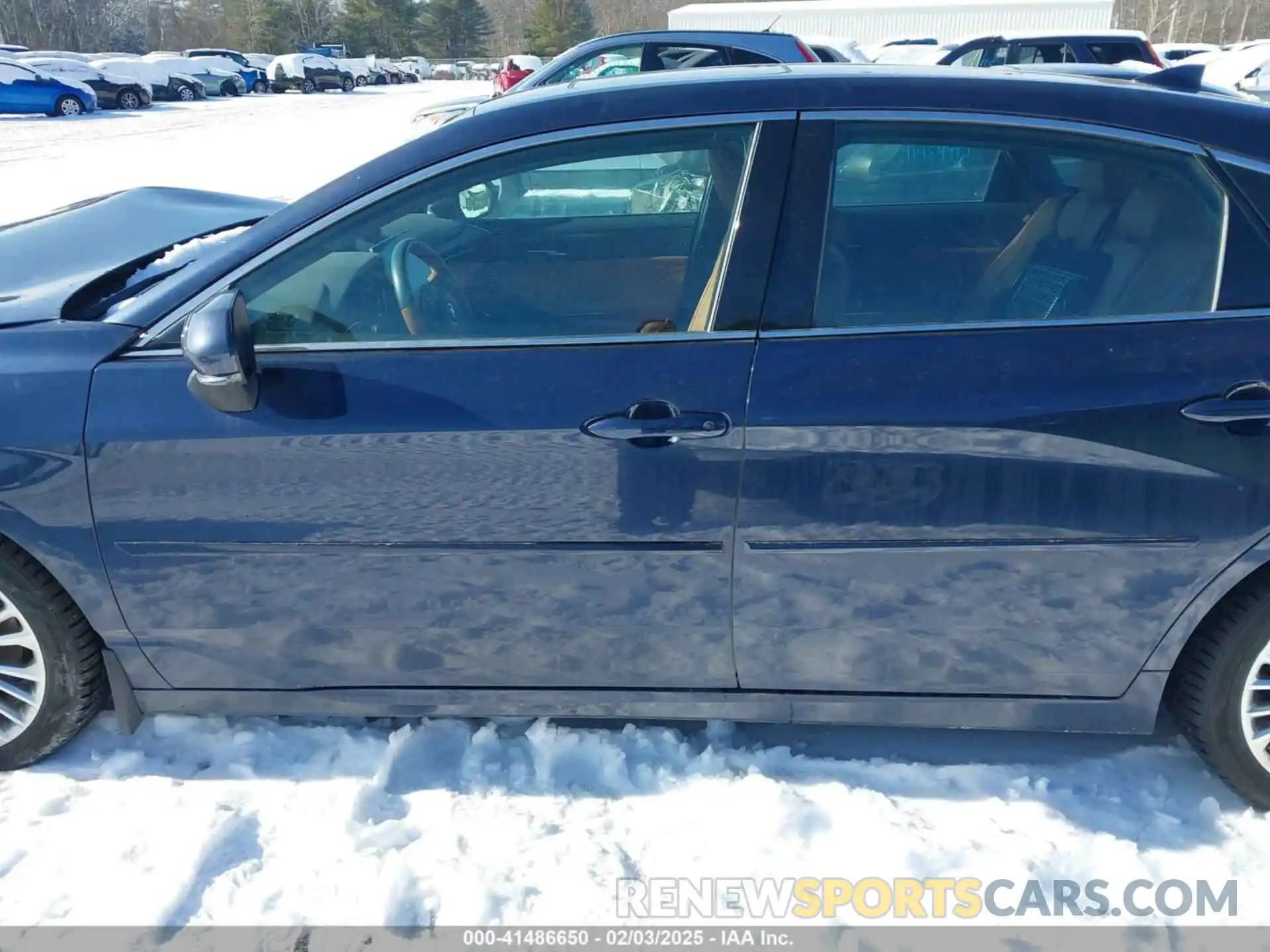 14 Photograph of a damaged car 4T1BZ1FB4KU025214 TOYOTA AVALON 2019