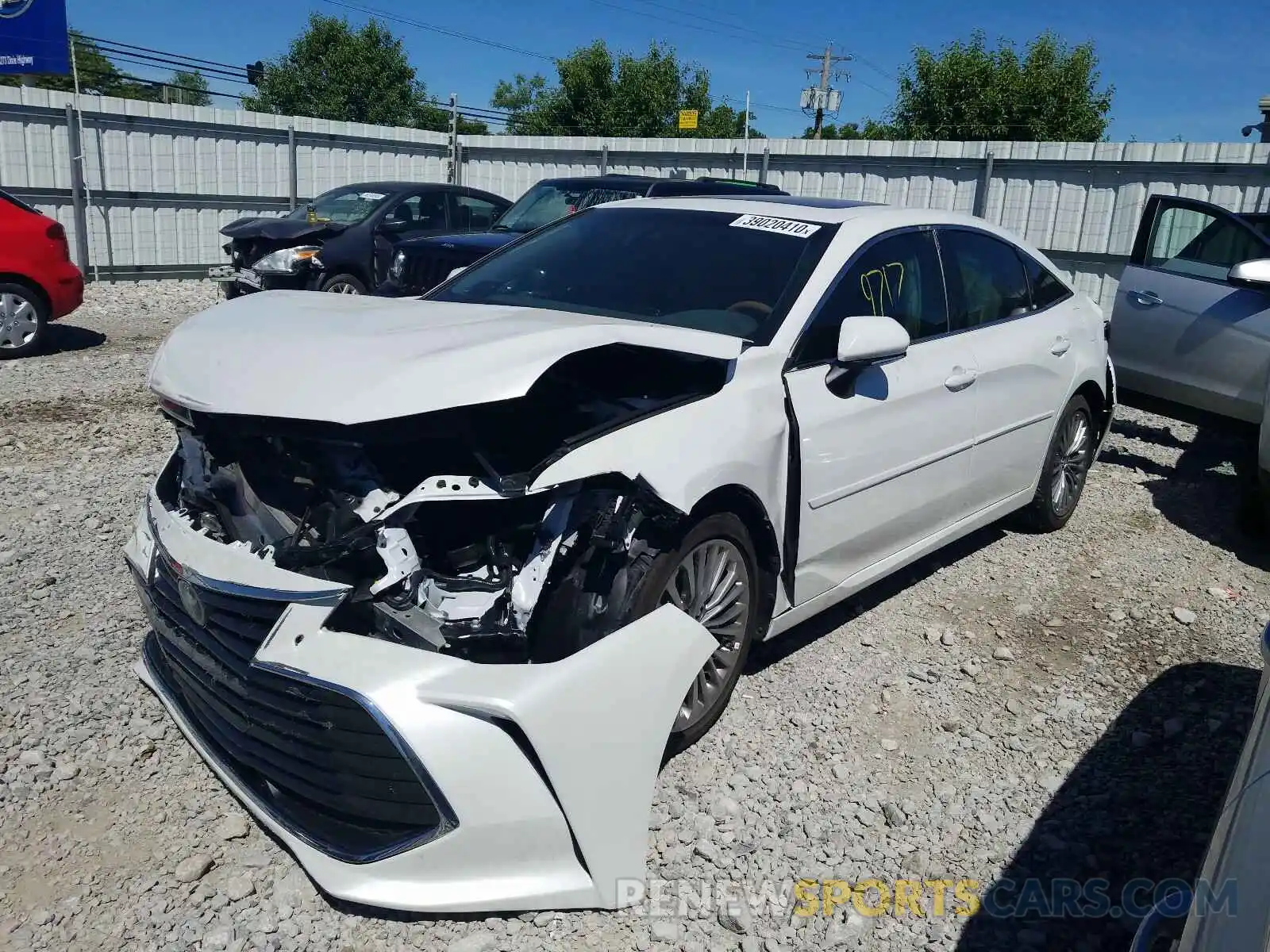 2 Photograph of a damaged car 4T1BZ1FB4KU026721 TOYOTA AVALON 2019