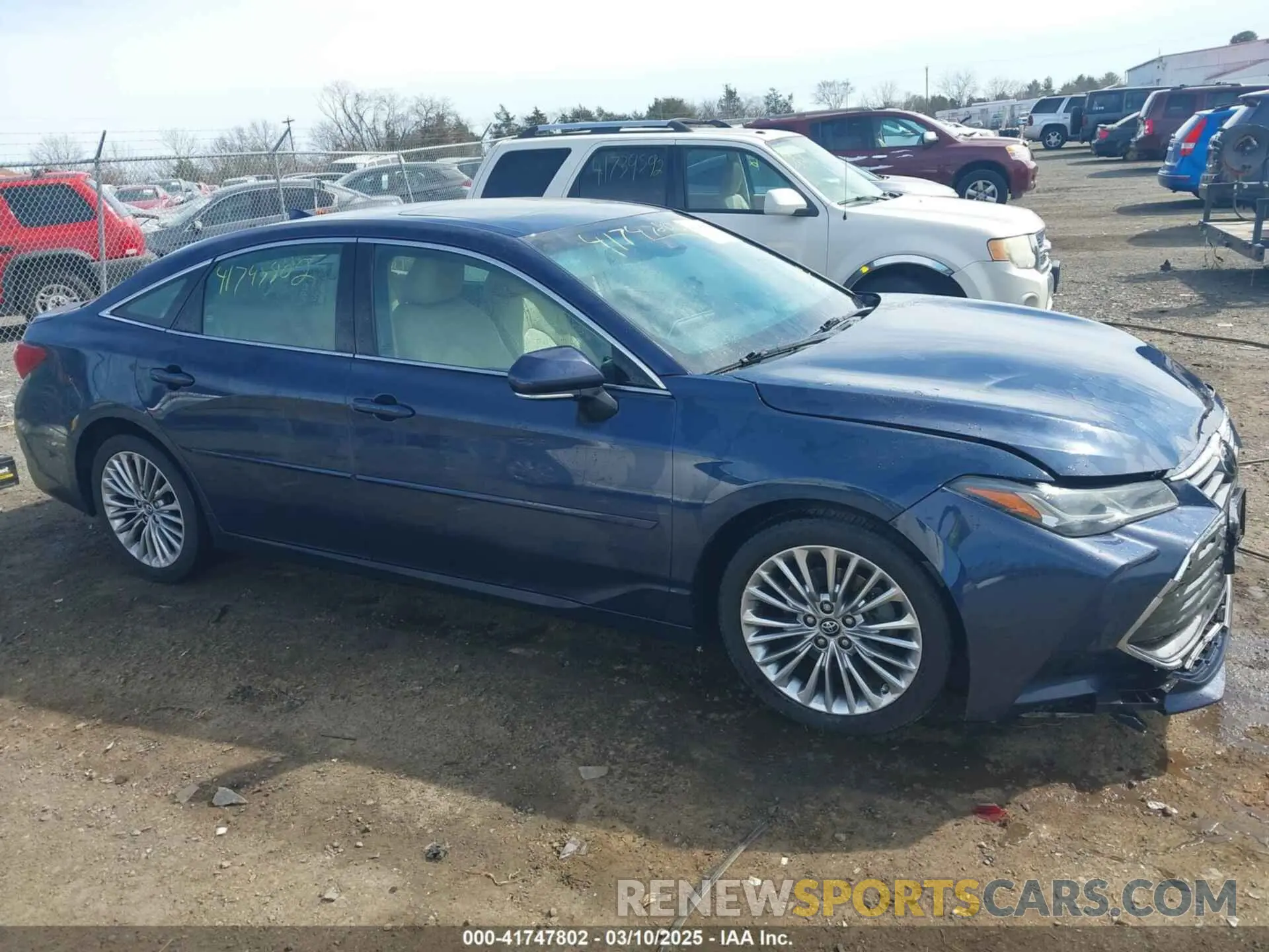 14 Photograph of a damaged car 4T1BZ1FB4KU034320 TOYOTA AVALON 2019