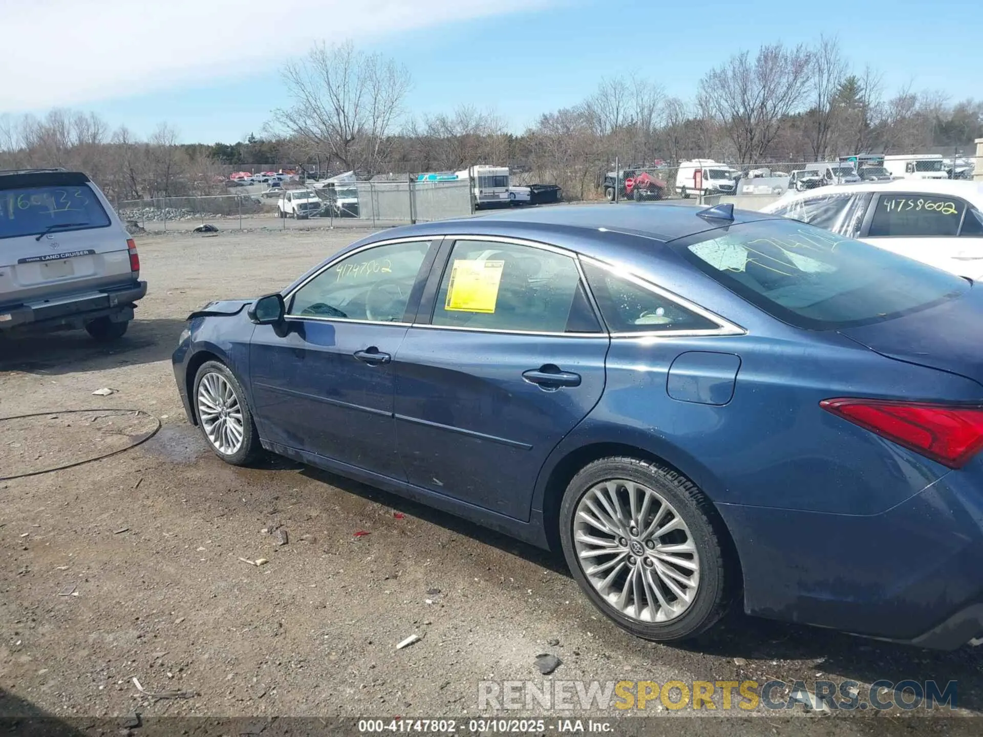 15 Photograph of a damaged car 4T1BZ1FB4KU034320 TOYOTA AVALON 2019