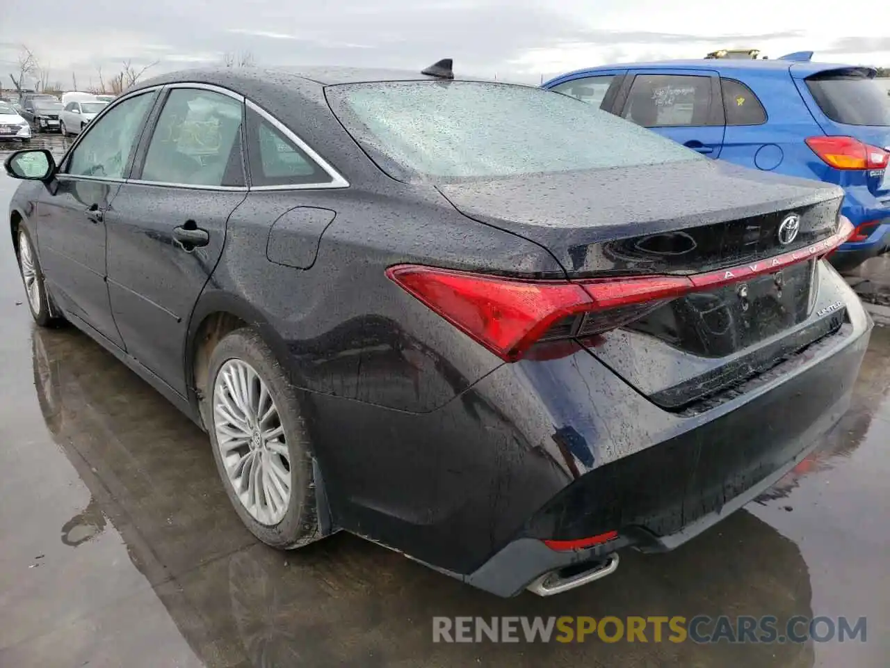 3 Photograph of a damaged car 4T1BZ1FB4KU035709 TOYOTA AVALON 2019