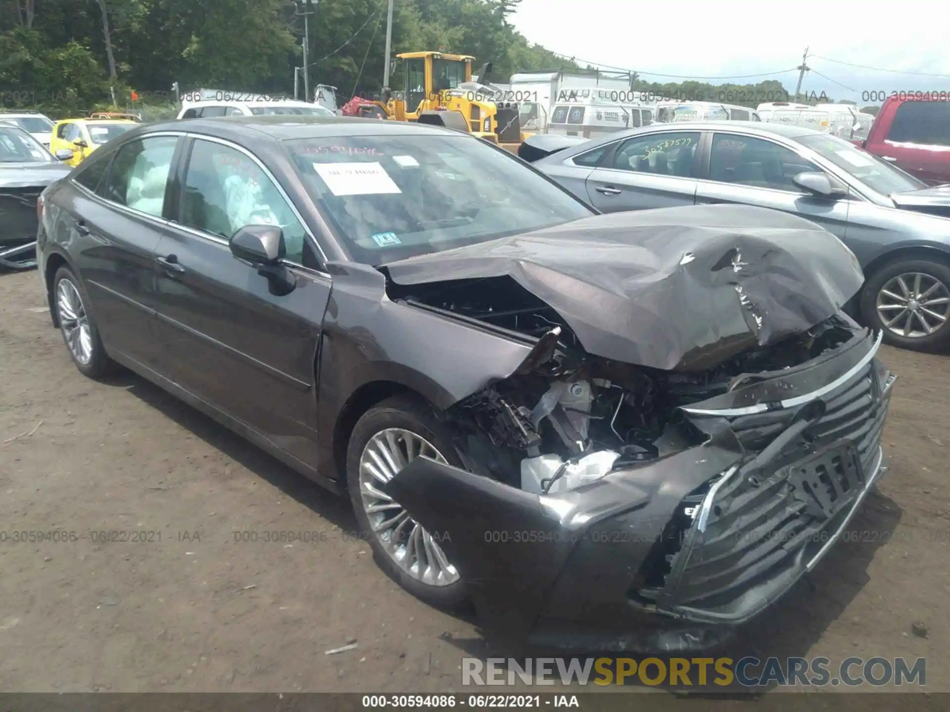 1 Photograph of a damaged car 4T1BZ1FB5KU002931 TOYOTA AVALON 2019