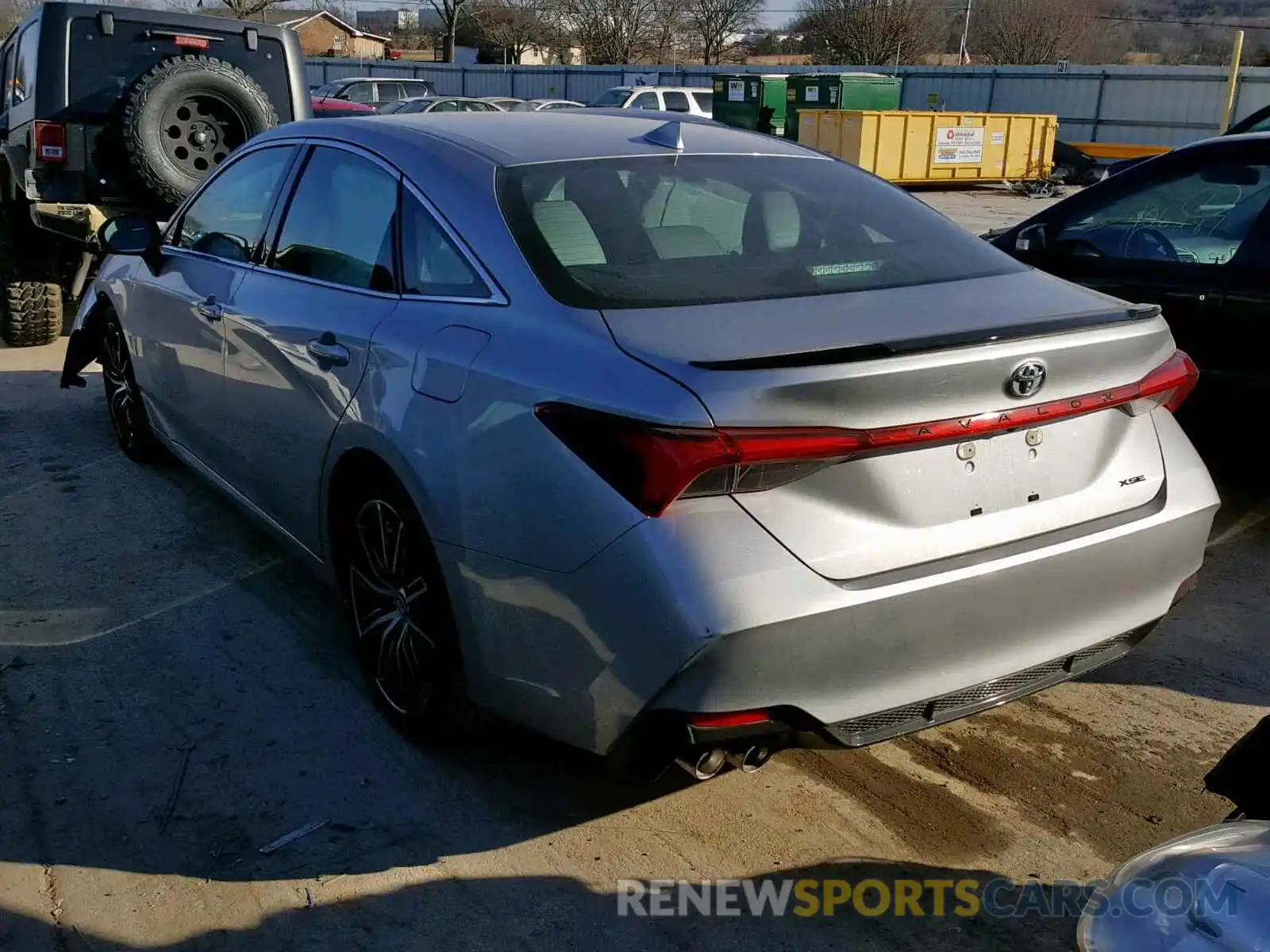 3 Photograph of a damaged car 4T1BZ1FB5KU006817 TOYOTA AVALON 2019