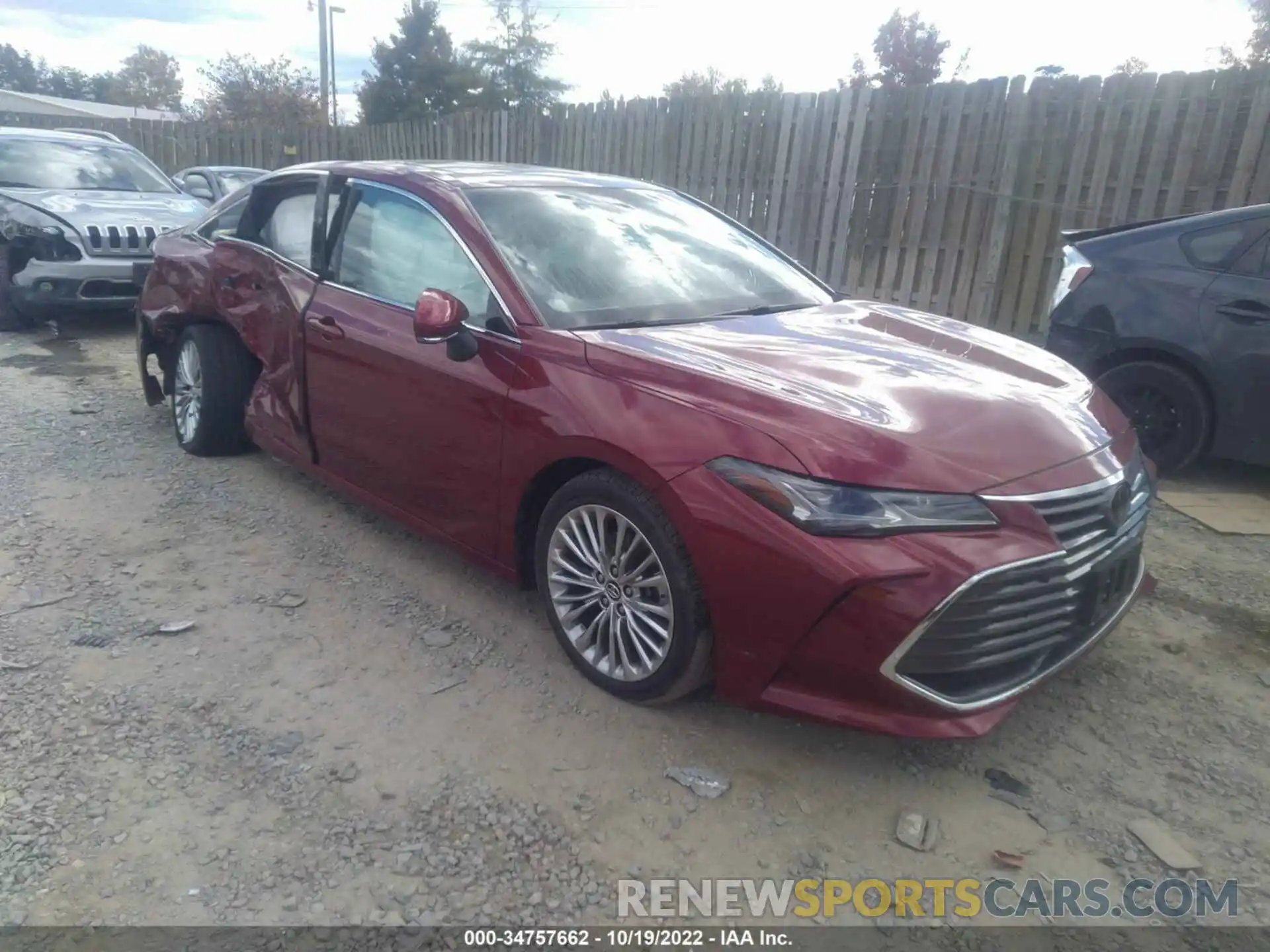 1 Photograph of a damaged car 4T1BZ1FB5KU013489 TOYOTA AVALON 2019