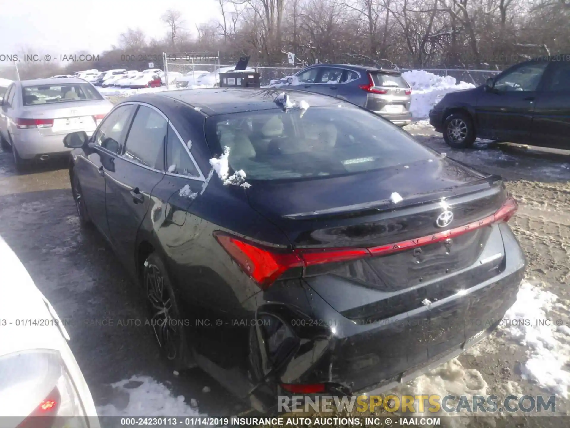 3 Photograph of a damaged car 4T1BZ1FB5KU015128 TOYOTA AVALON 2019