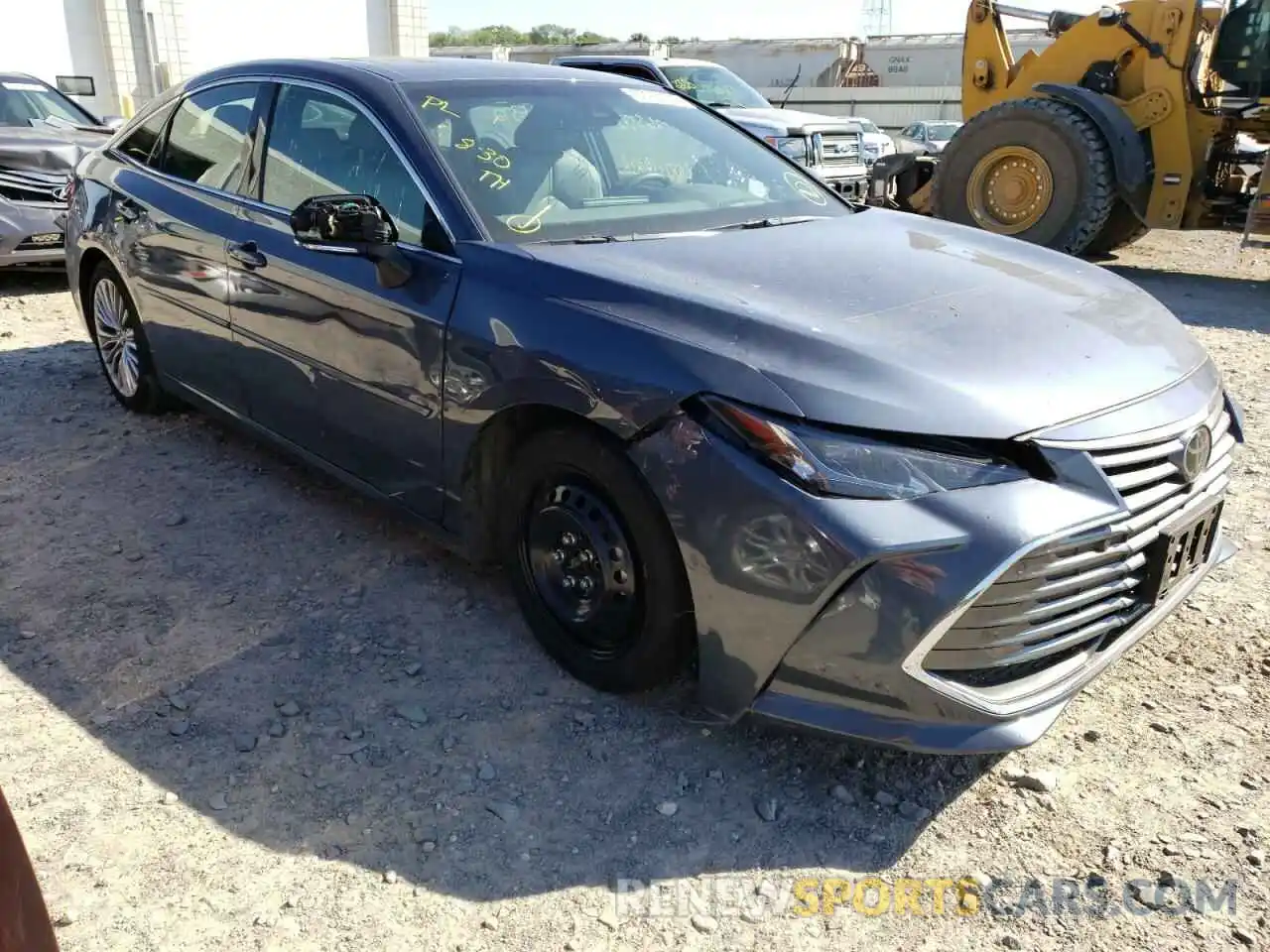 1 Photograph of a damaged car 4T1BZ1FB5KU015470 TOYOTA AVALON 2019