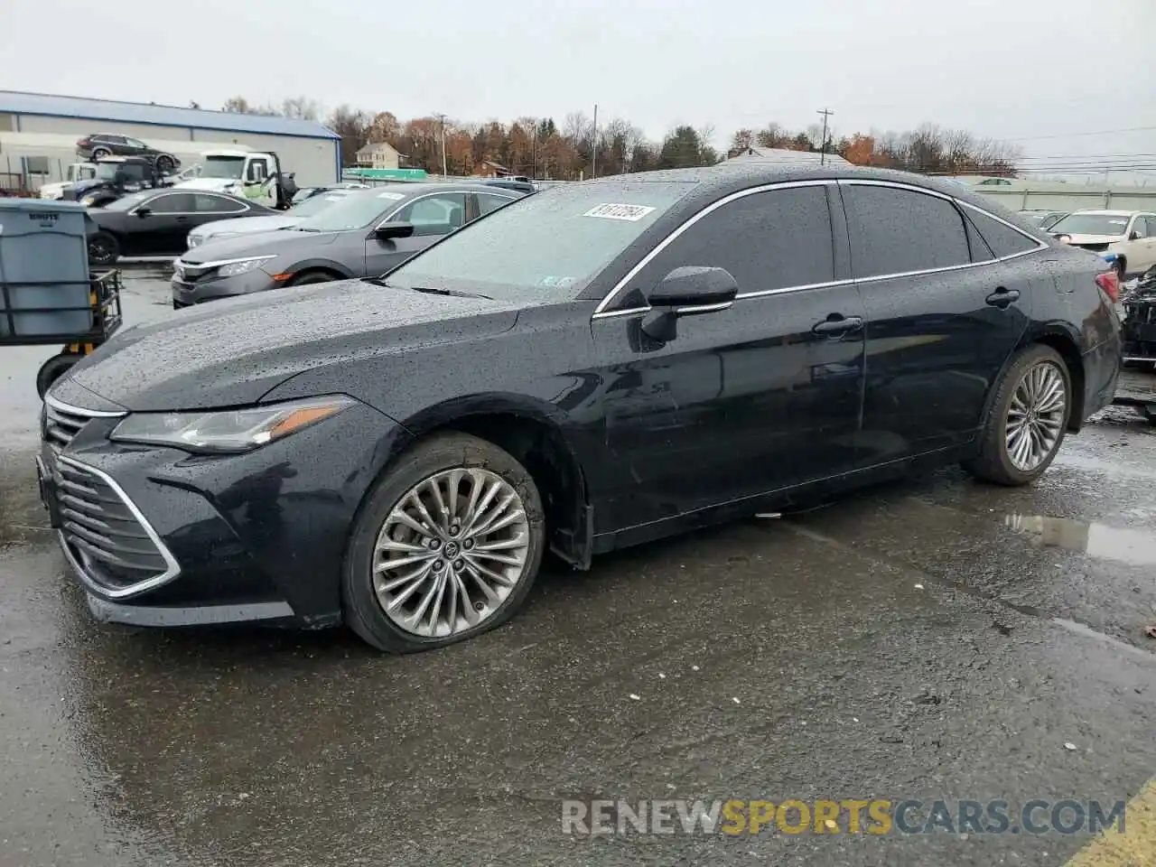 1 Photograph of a damaged car 4T1BZ1FB5KU029966 TOYOTA AVALON 2019