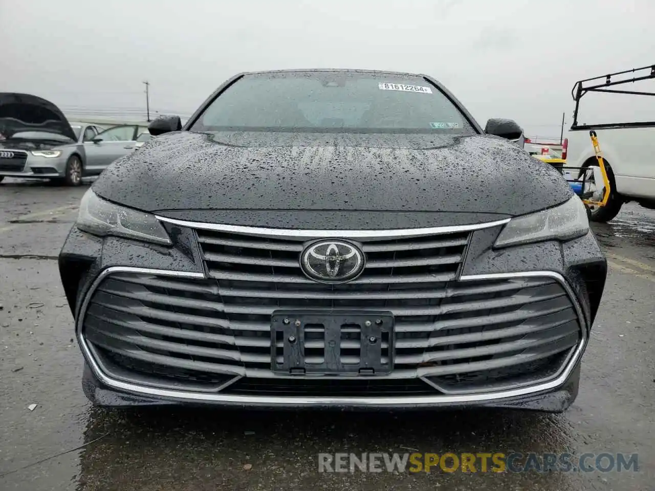 5 Photograph of a damaged car 4T1BZ1FB5KU029966 TOYOTA AVALON 2019