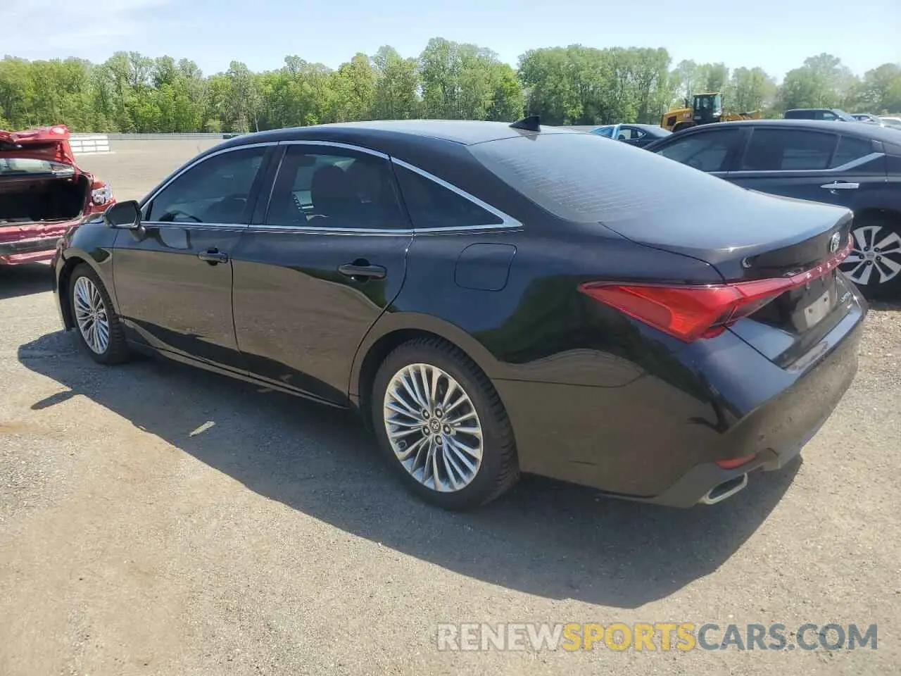 2 Photograph of a damaged car 4T1BZ1FB5KU032561 TOYOTA AVALON 2019