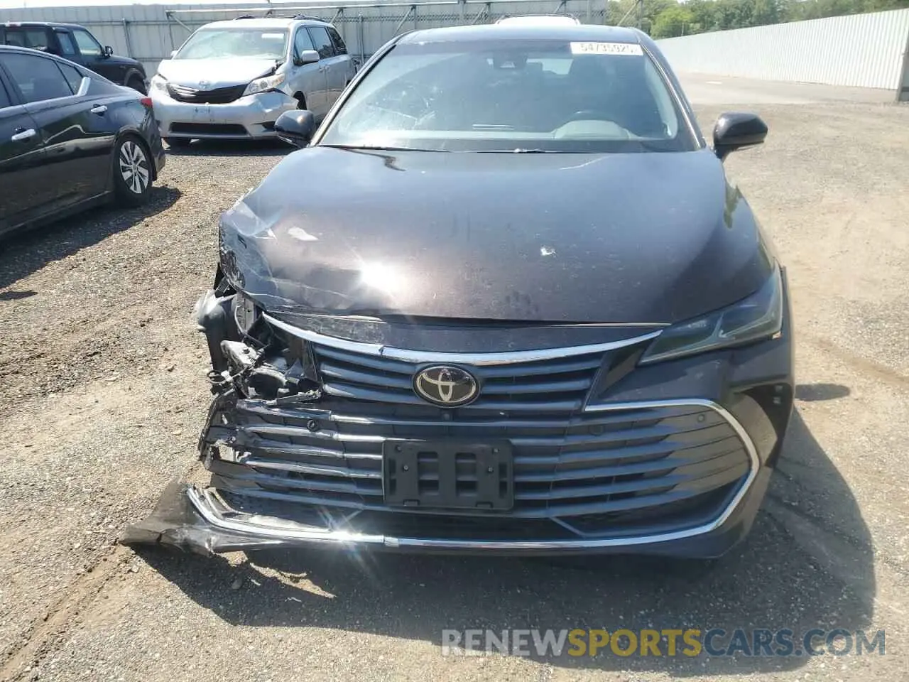 5 Photograph of a damaged car 4T1BZ1FB5KU032561 TOYOTA AVALON 2019