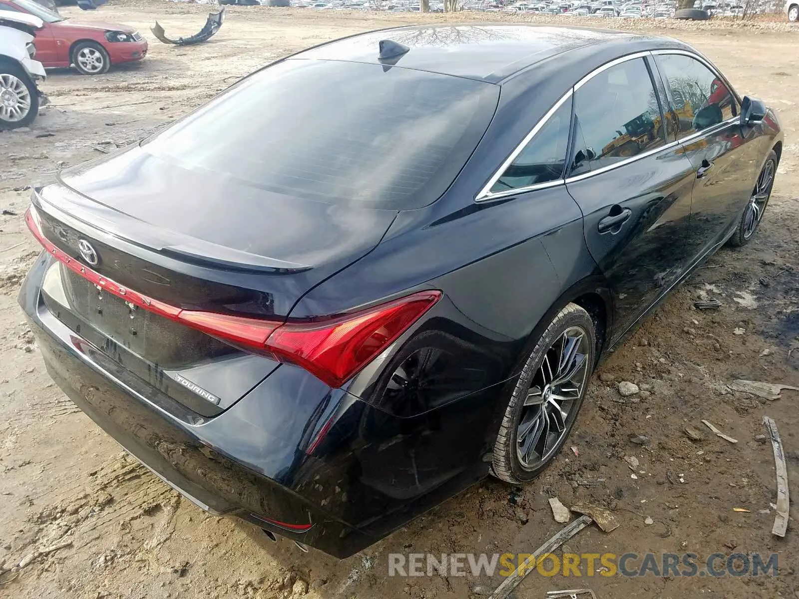 4 Photograph of a damaged car 4T1BZ1FB5KU037808 TOYOTA AVALON 2019