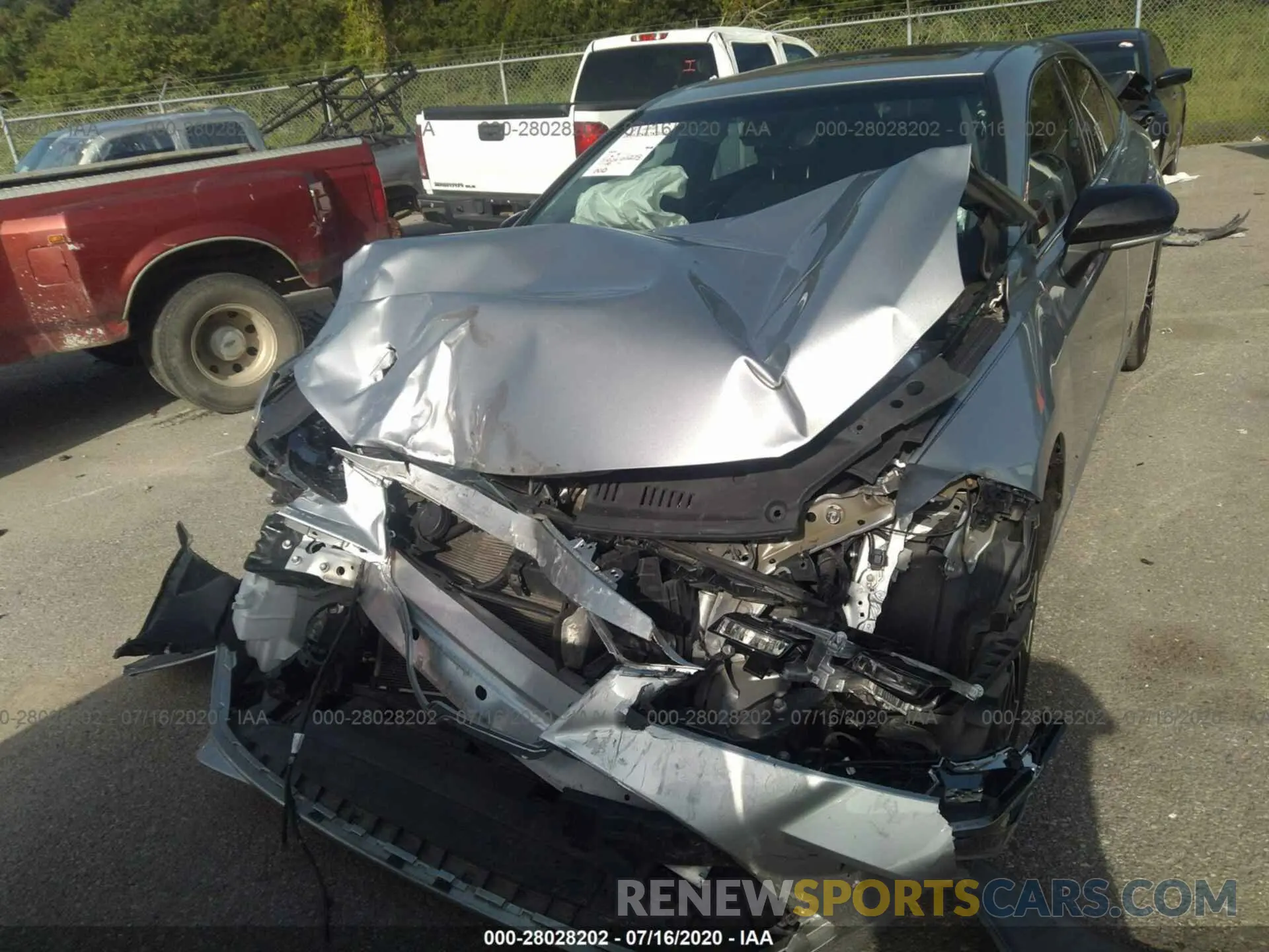 6 Photograph of a damaged car 4T1BZ1FB6KU003327 TOYOTA AVALON 2019