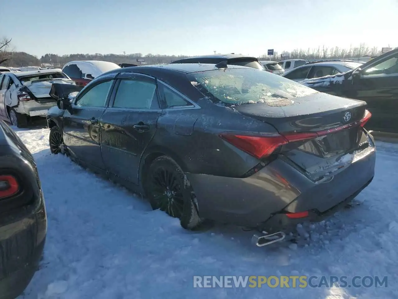 2 Photograph of a damaged car 4T1BZ1FB6KU005563 TOYOTA AVALON 2019