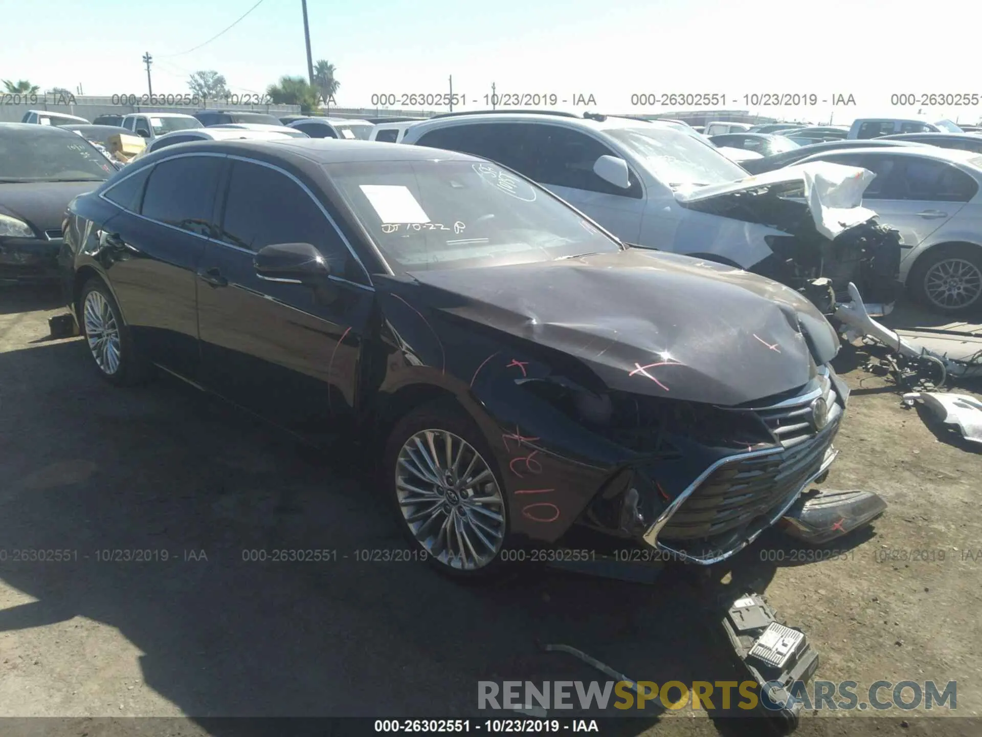 1 Photograph of a damaged car 4T1BZ1FB6KU007829 TOYOTA AVALON 2019
