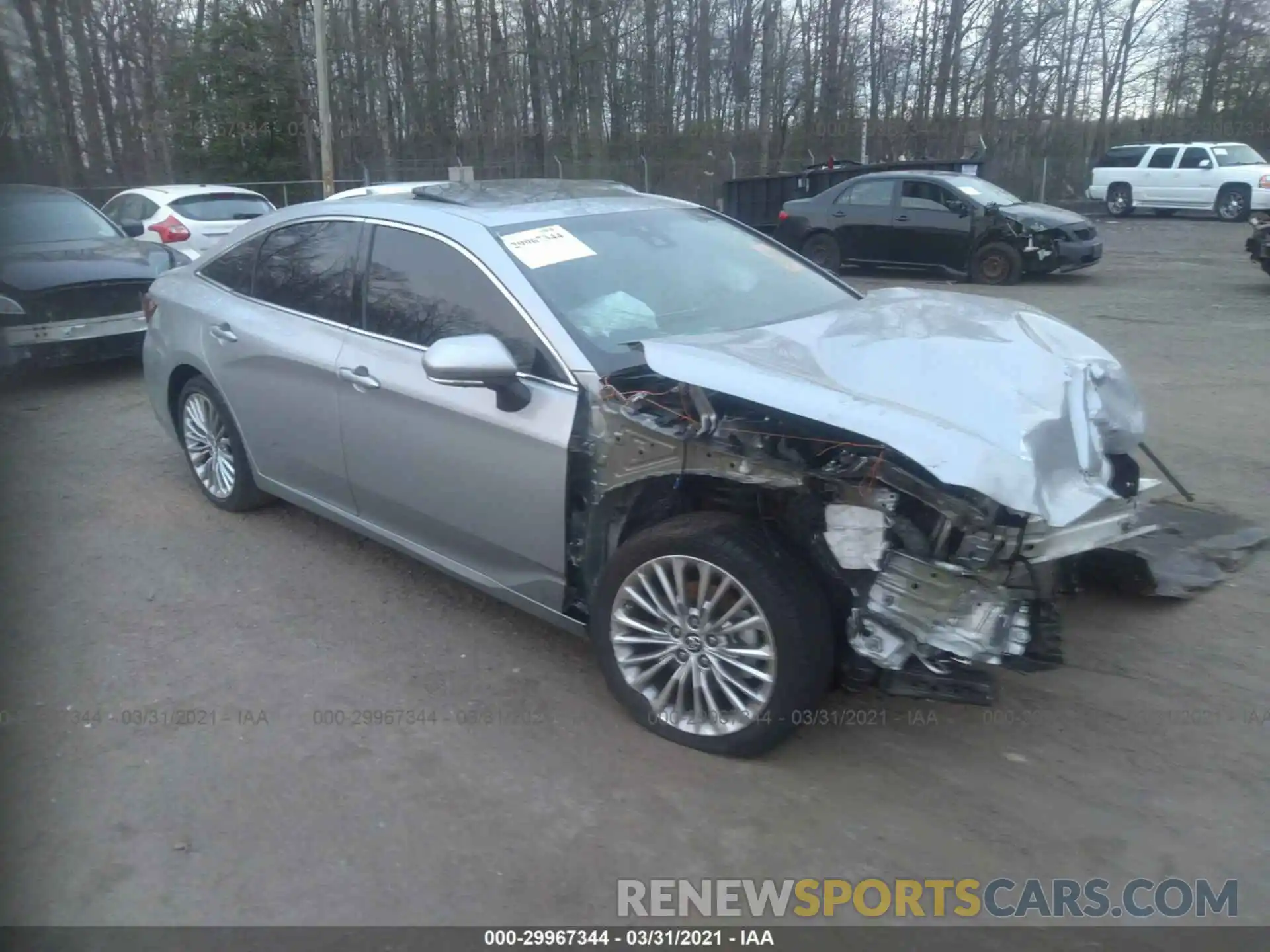 1 Photograph of a damaged car 4T1BZ1FB6KU013517 TOYOTA AVALON 2019