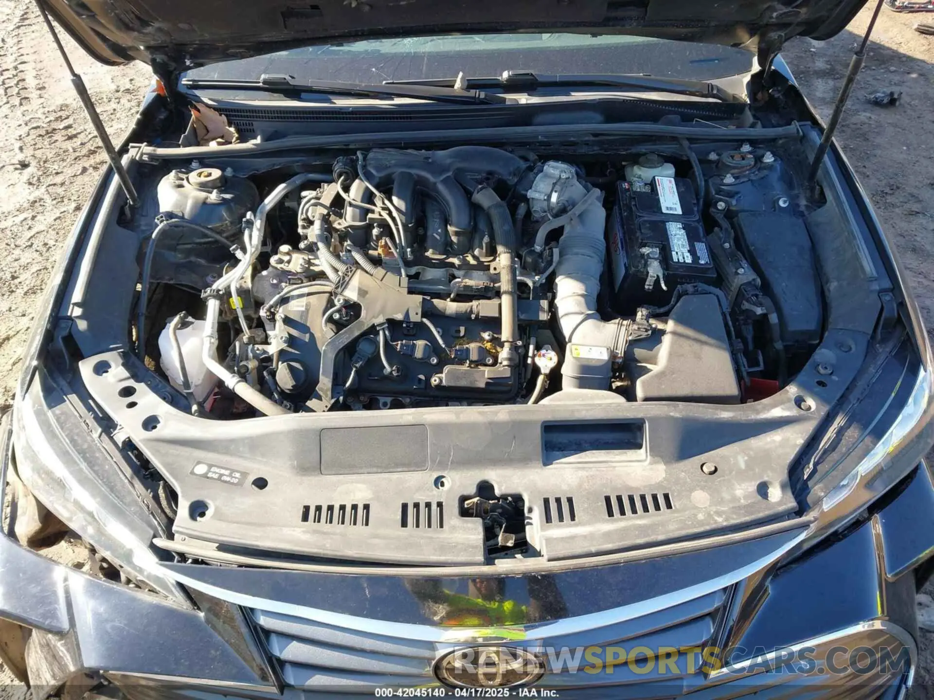 10 Photograph of a damaged car 4T1BZ1FB6KU013940 TOYOTA AVALON 2019