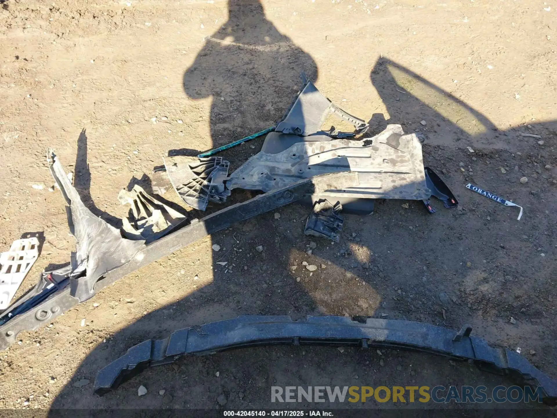 12 Photograph of a damaged car 4T1BZ1FB6KU013940 TOYOTA AVALON 2019