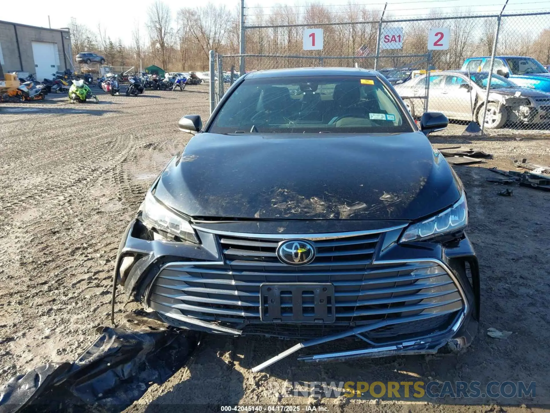 13 Photograph of a damaged car 4T1BZ1FB6KU013940 TOYOTA AVALON 2019