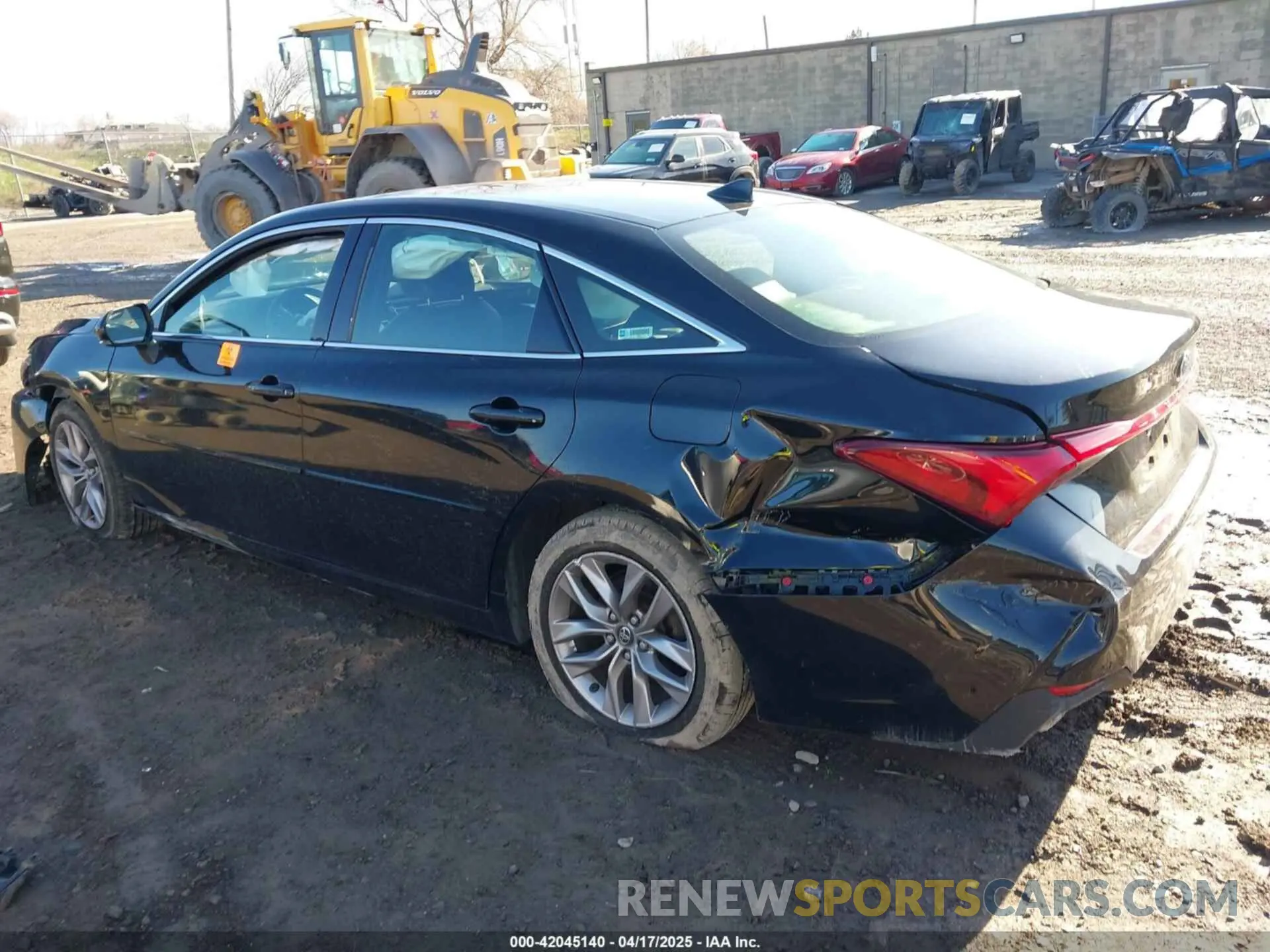 3 Photograph of a damaged car 4T1BZ1FB6KU013940 TOYOTA AVALON 2019