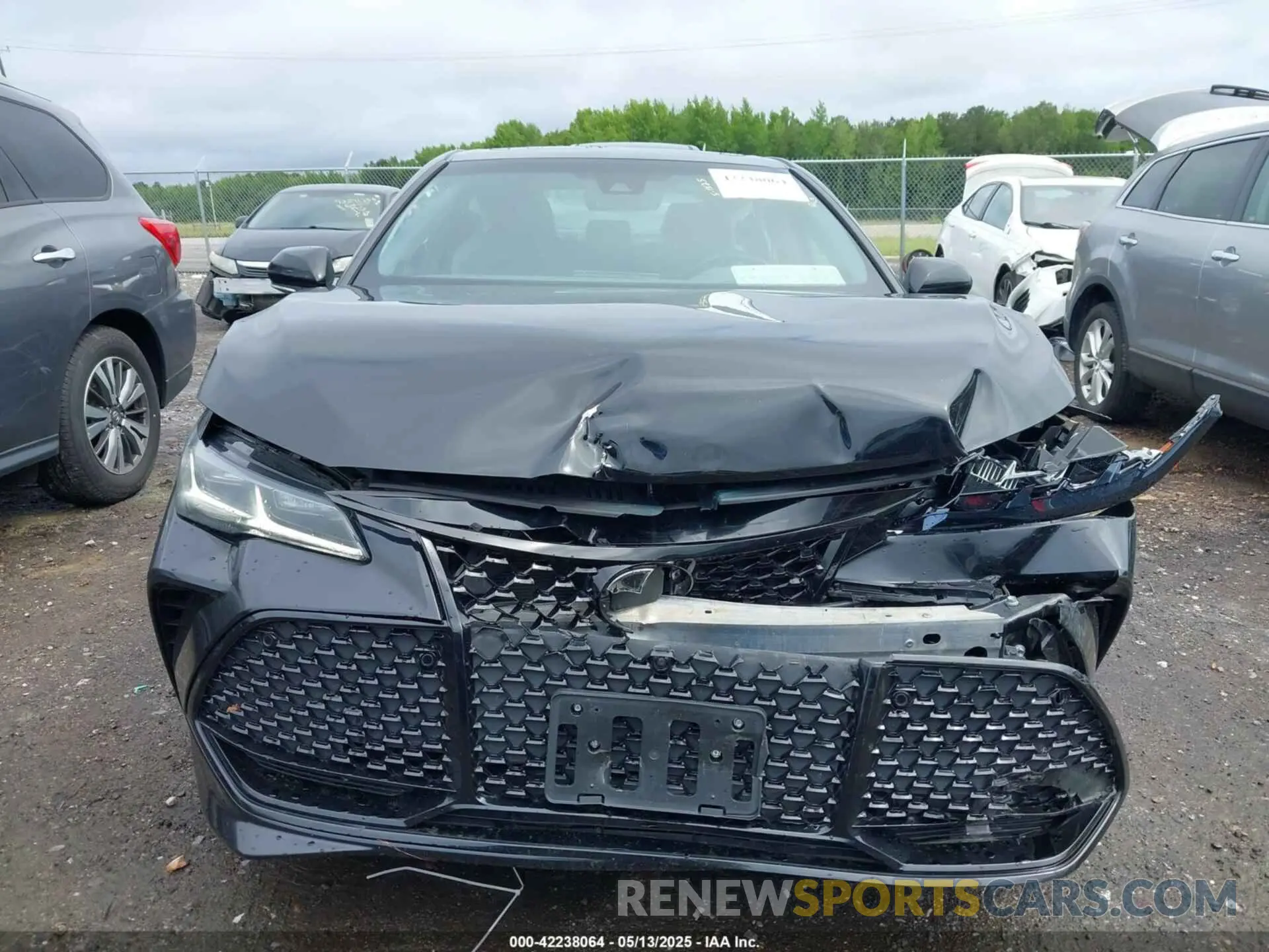 12 Photograph of a damaged car 4T1BZ1FB6KU018376 TOYOTA AVALON 2019