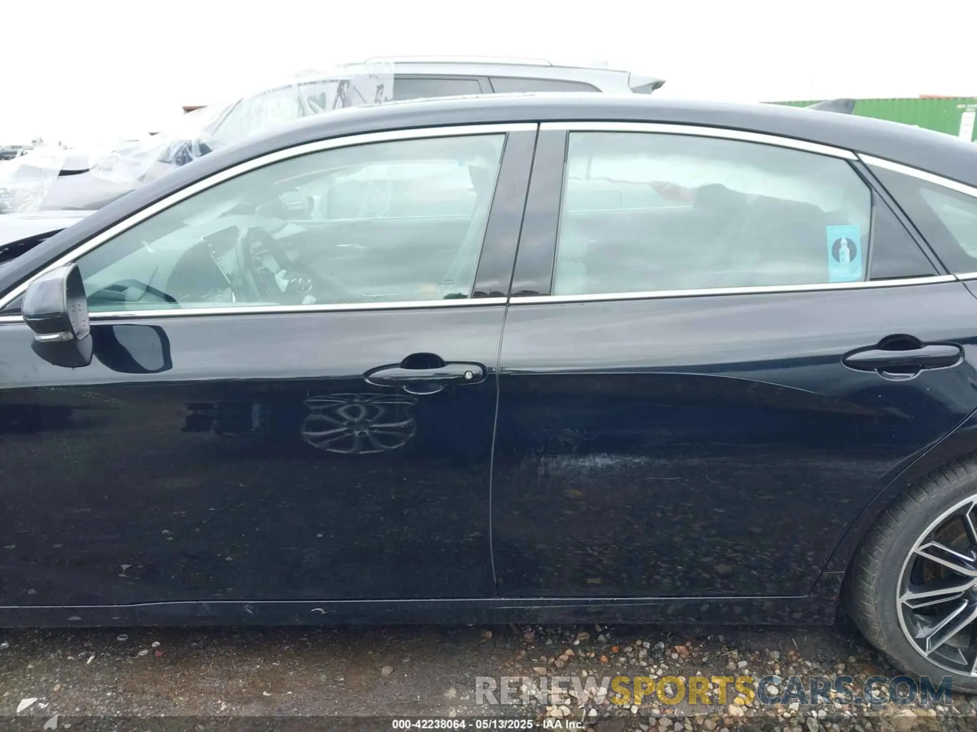 14 Photograph of a damaged car 4T1BZ1FB6KU018376 TOYOTA AVALON 2019