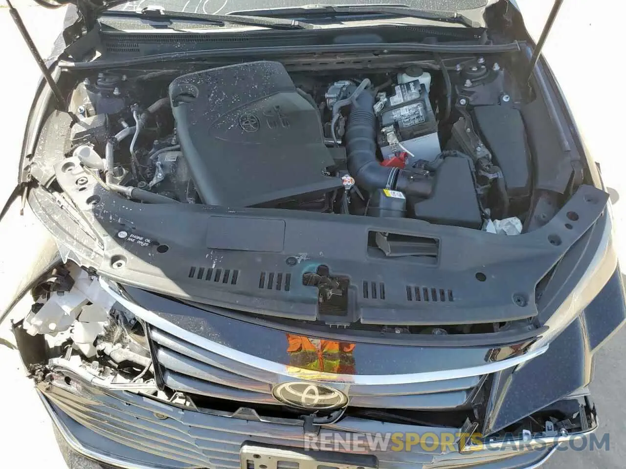 11 Photograph of a damaged car 4T1BZ1FB6KU019480 TOYOTA AVALON 2019
