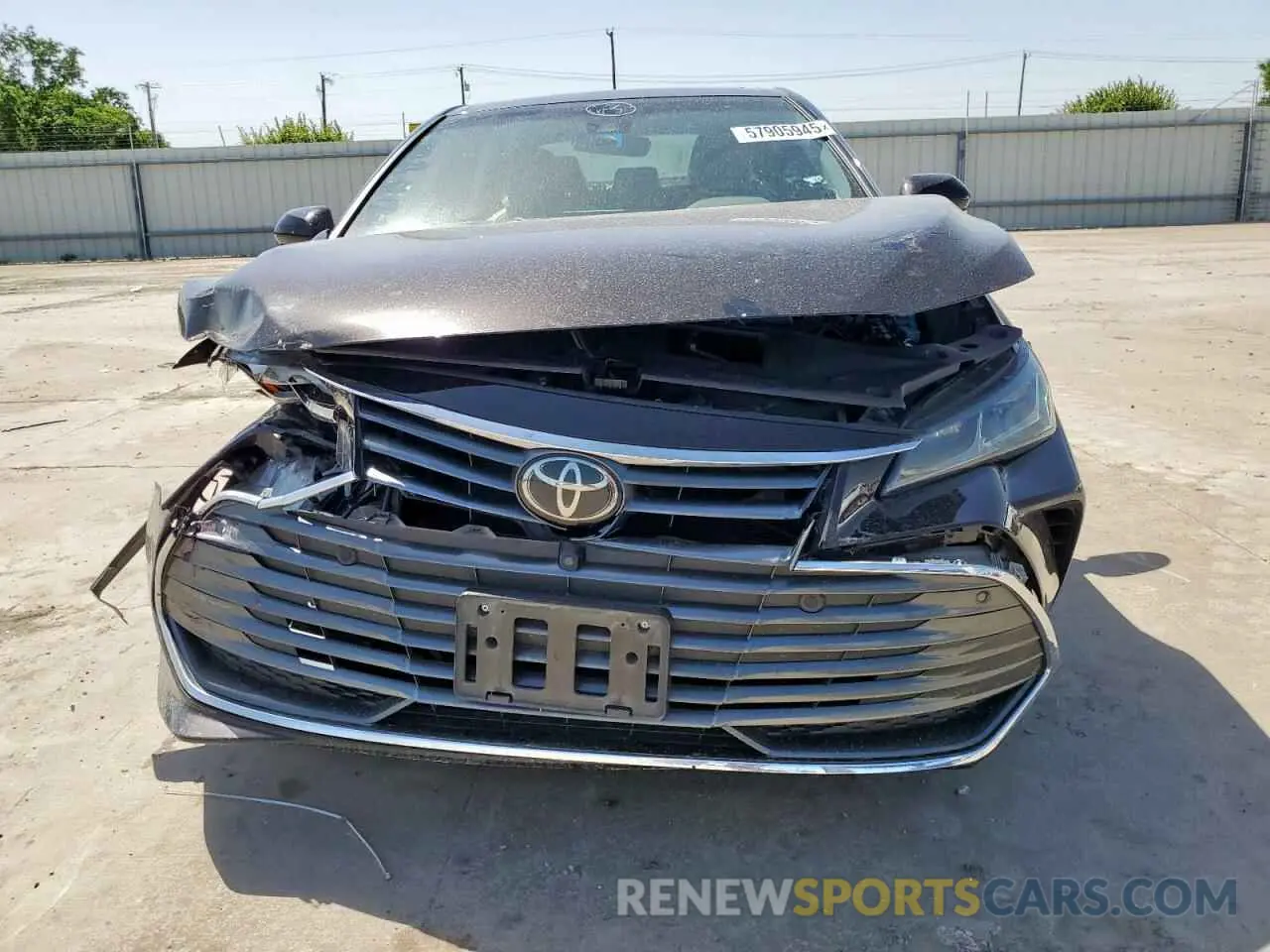 5 Photograph of a damaged car 4T1BZ1FB6KU019480 TOYOTA AVALON 2019