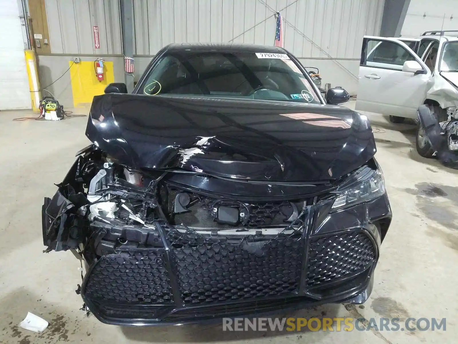 7 Photograph of a damaged car 4T1BZ1FB6KU023089 TOYOTA AVALON 2019