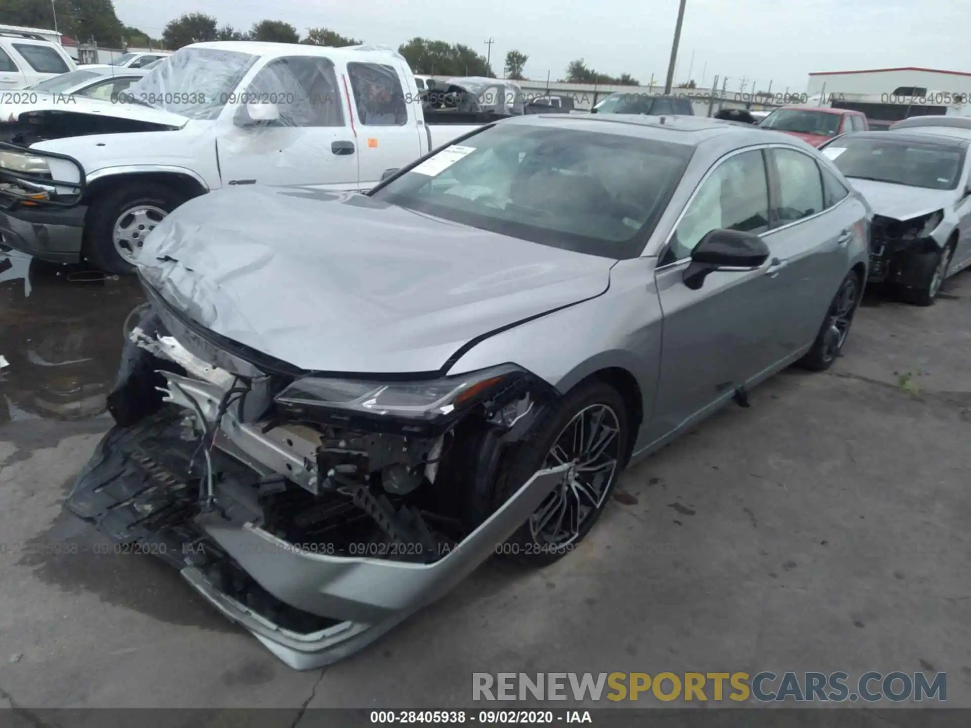 2 Photograph of a damaged car 4T1BZ1FB6KU024100 TOYOTA AVALON 2019