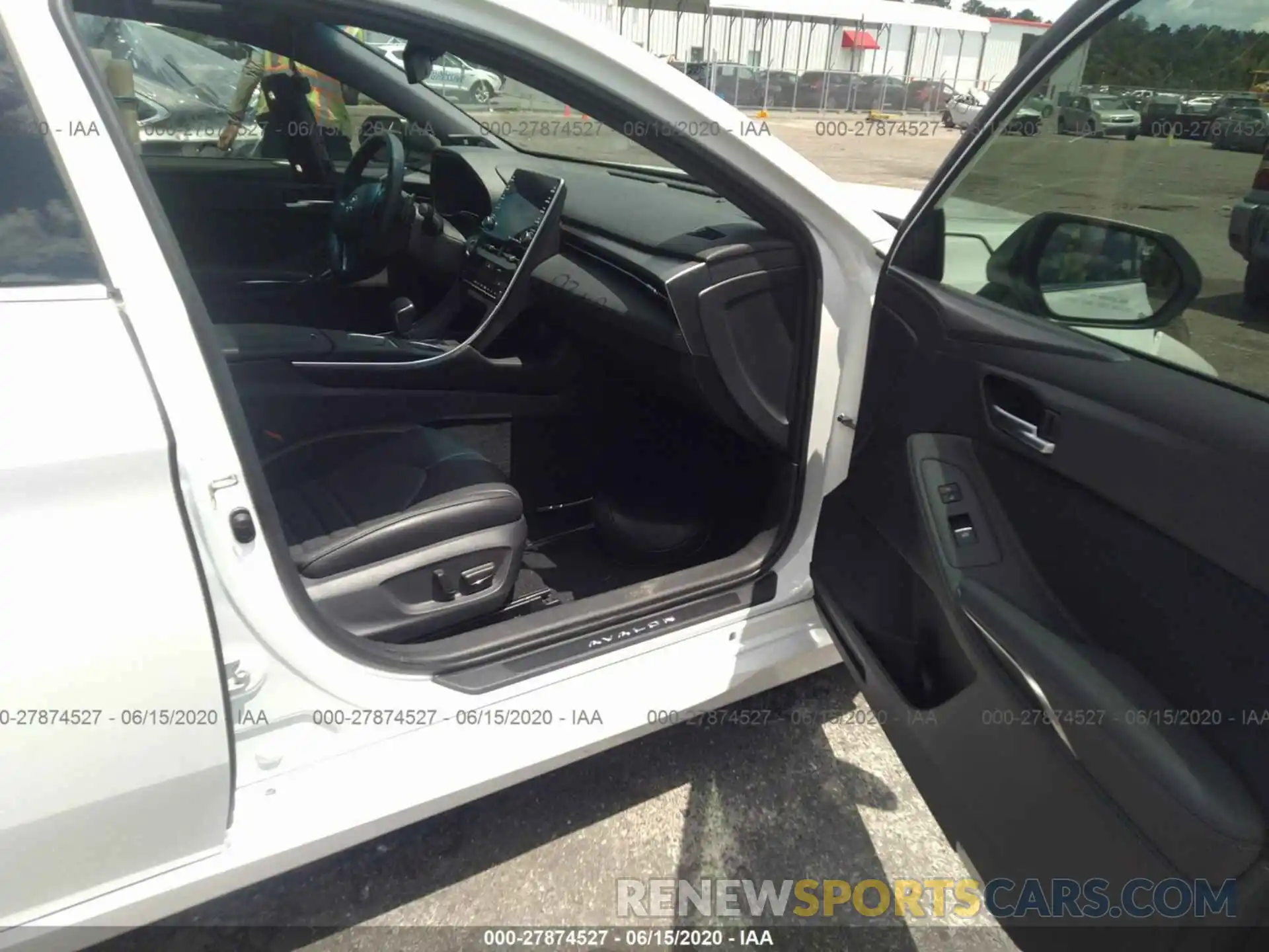 5 Photograph of a damaged car 4T1BZ1FB7KU005023 TOYOTA AVALON 2019