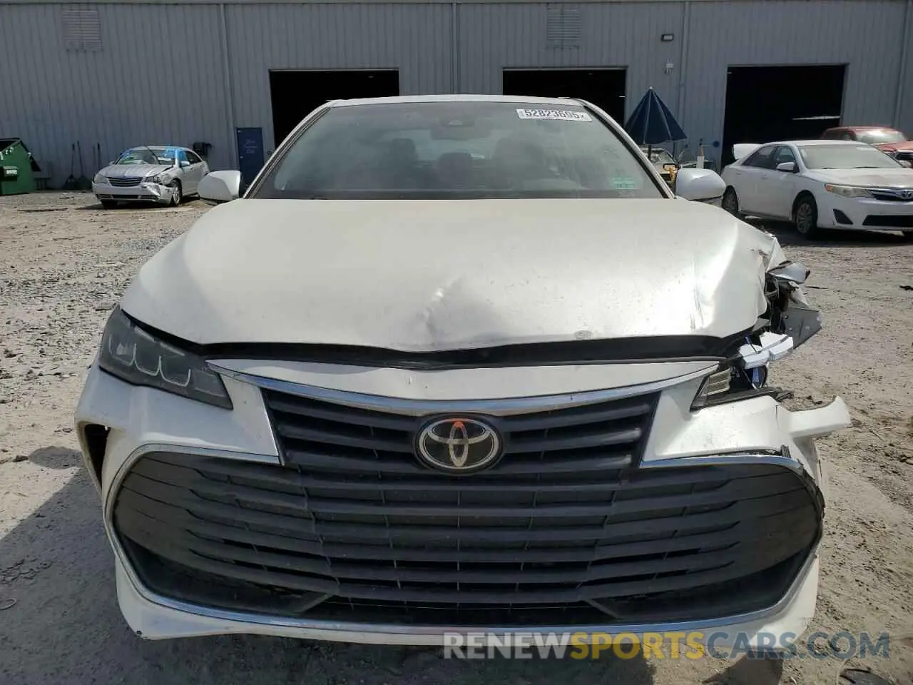 5 Photograph of a damaged car 4T1BZ1FB7KU006611 TOYOTA AVALON 2019