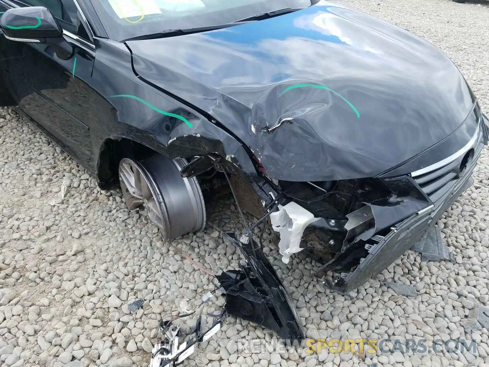 9 Photograph of a damaged car 4T1BZ1FB7KU018662 TOYOTA AVALON 2019