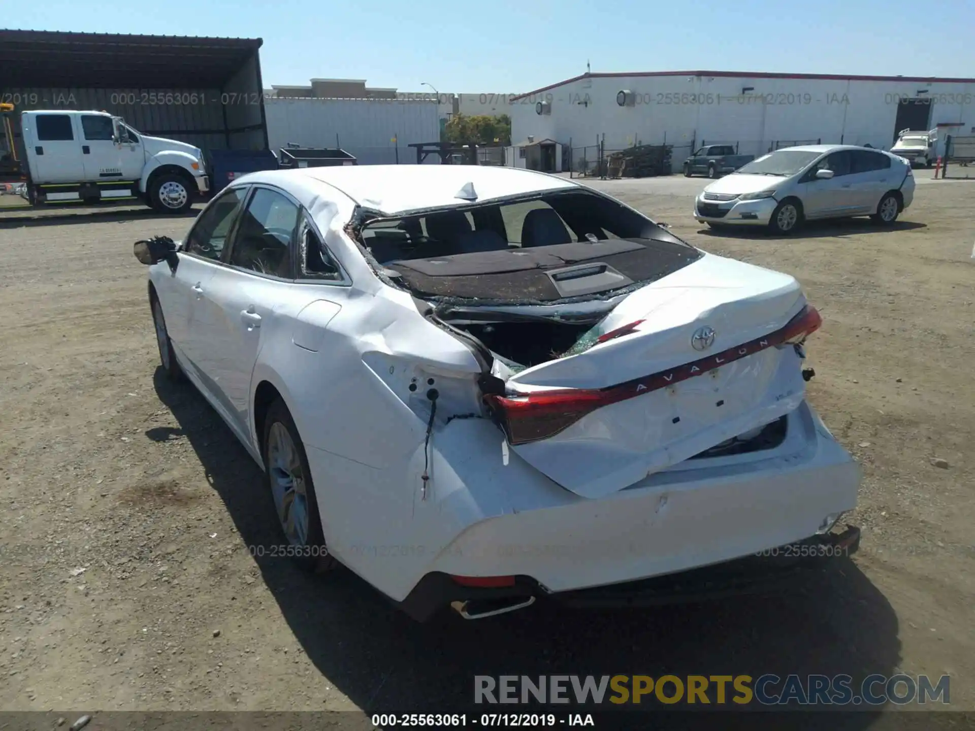 6 Photograph of a damaged car 4T1BZ1FB7KU020721 TOYOTA AVALON 2019