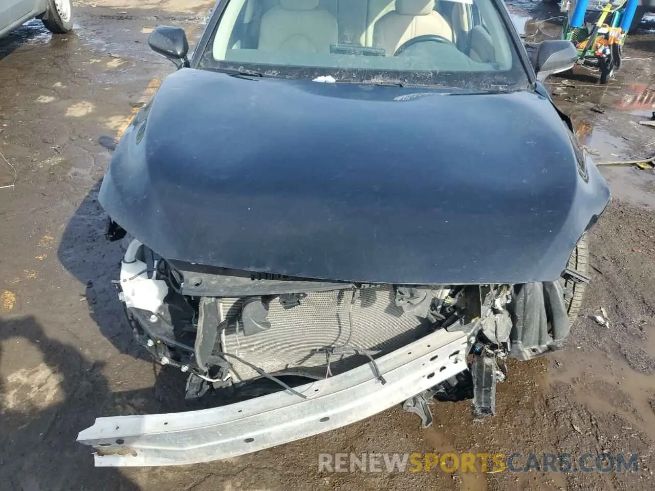 11 Photograph of a damaged car 4T1BZ1FB7KU021528 TOYOTA AVALON 2019