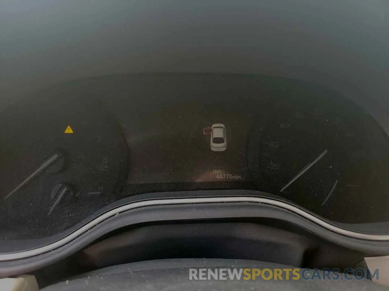 9 Photograph of a damaged car 4T1BZ1FB7KU021528 TOYOTA AVALON 2019
