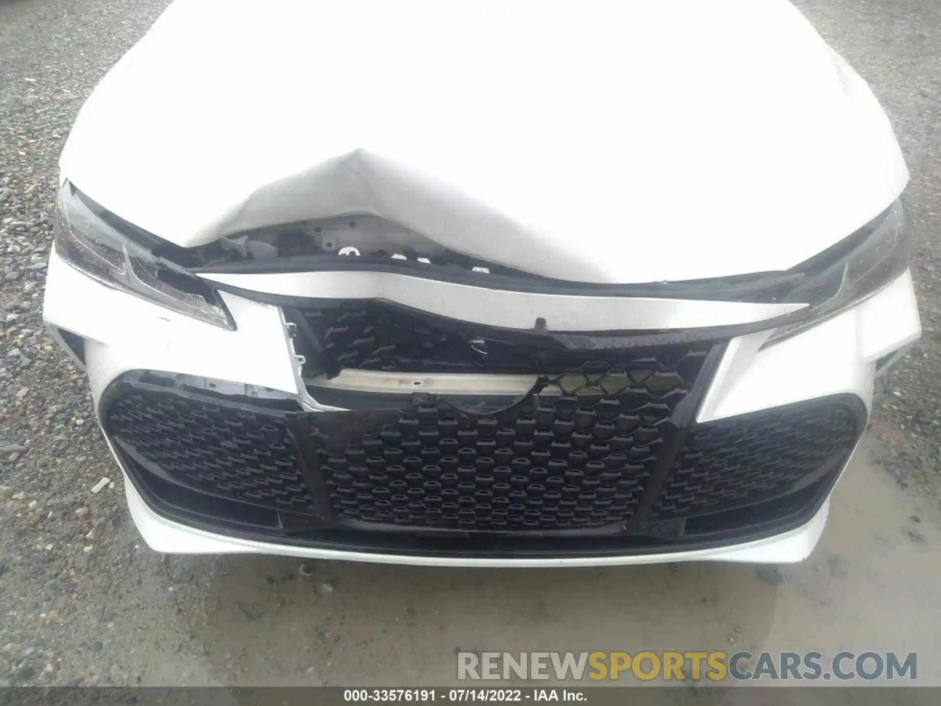 6 Photograph of a damaged car 4T1BZ1FB7KU026664 TOYOTA AVALON 2019