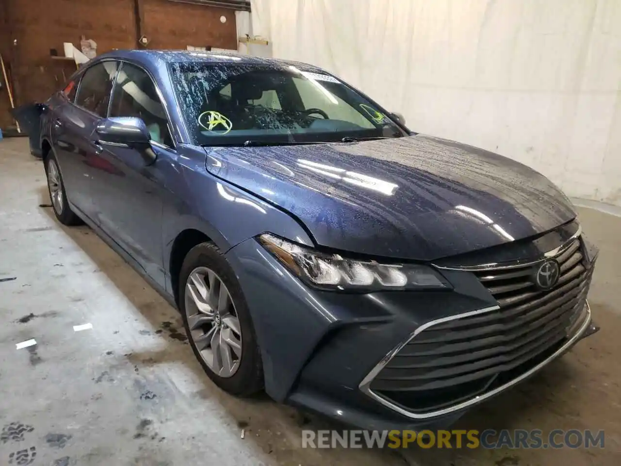 1 Photograph of a damaged car 4T1BZ1FB7KU029631 TOYOTA AVALON 2019