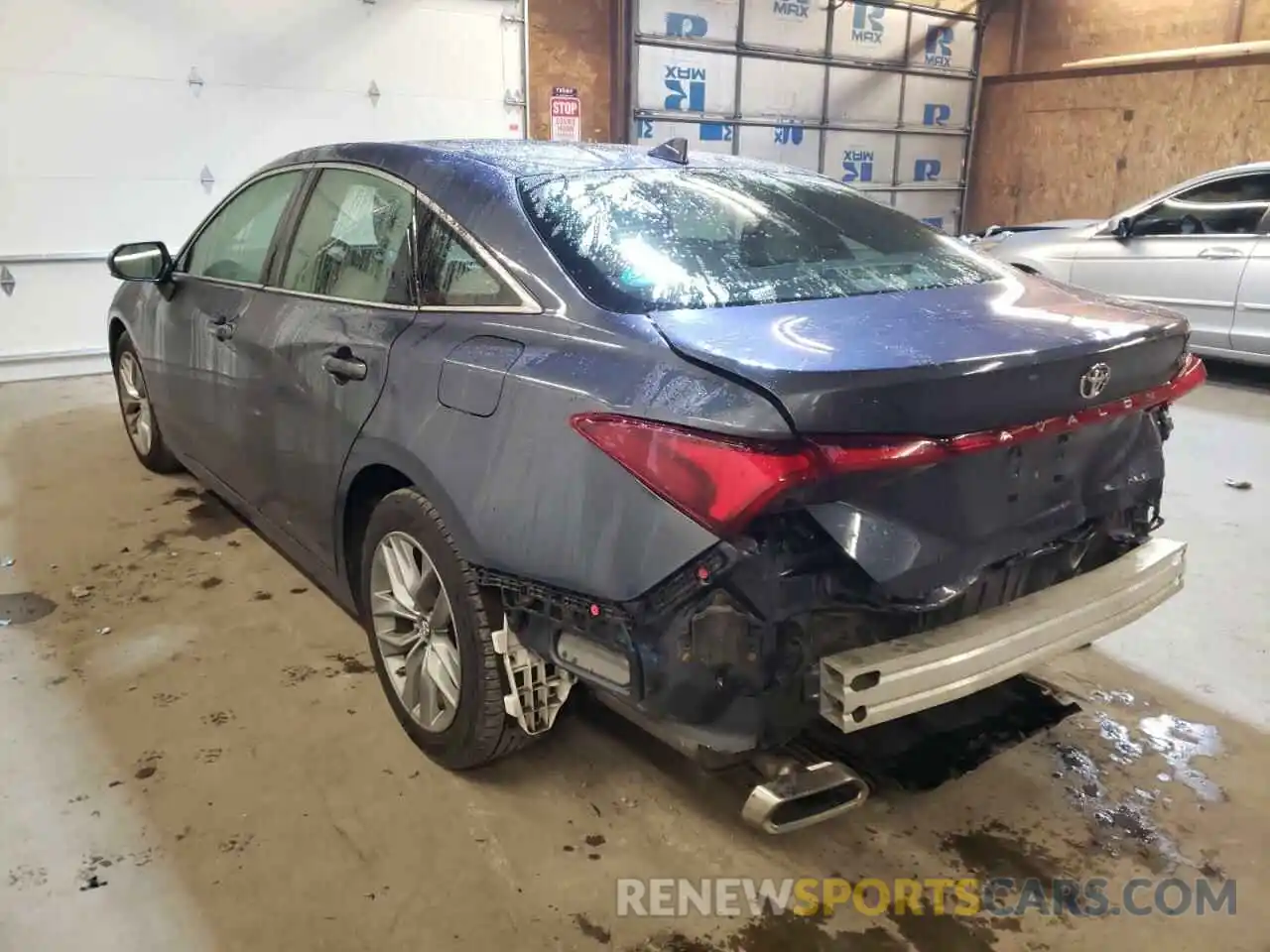 3 Photograph of a damaged car 4T1BZ1FB7KU029631 TOYOTA AVALON 2019