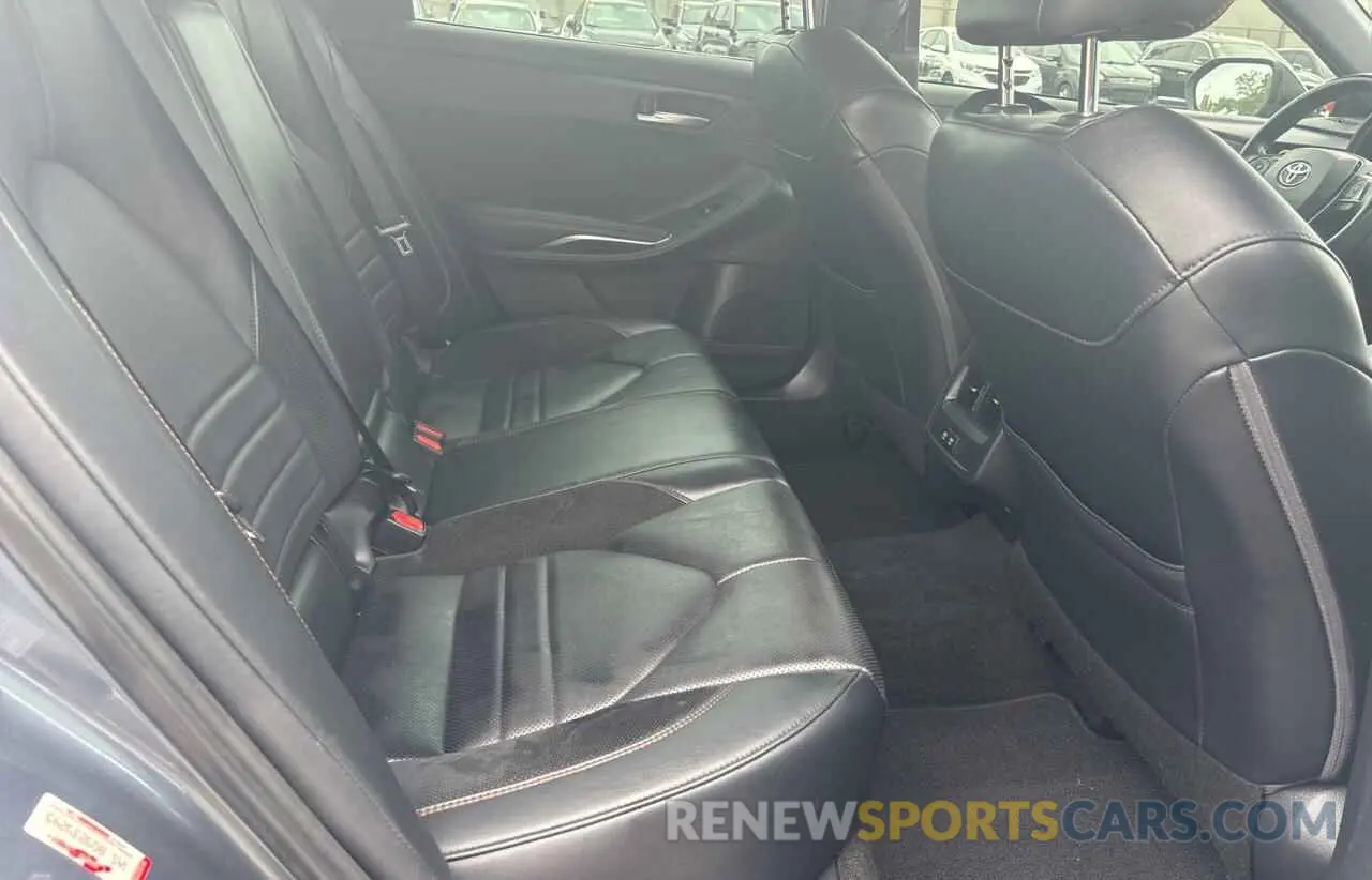 6 Photograph of a damaged car 4T1BZ1FB7KU030486 TOYOTA AVALON 2019