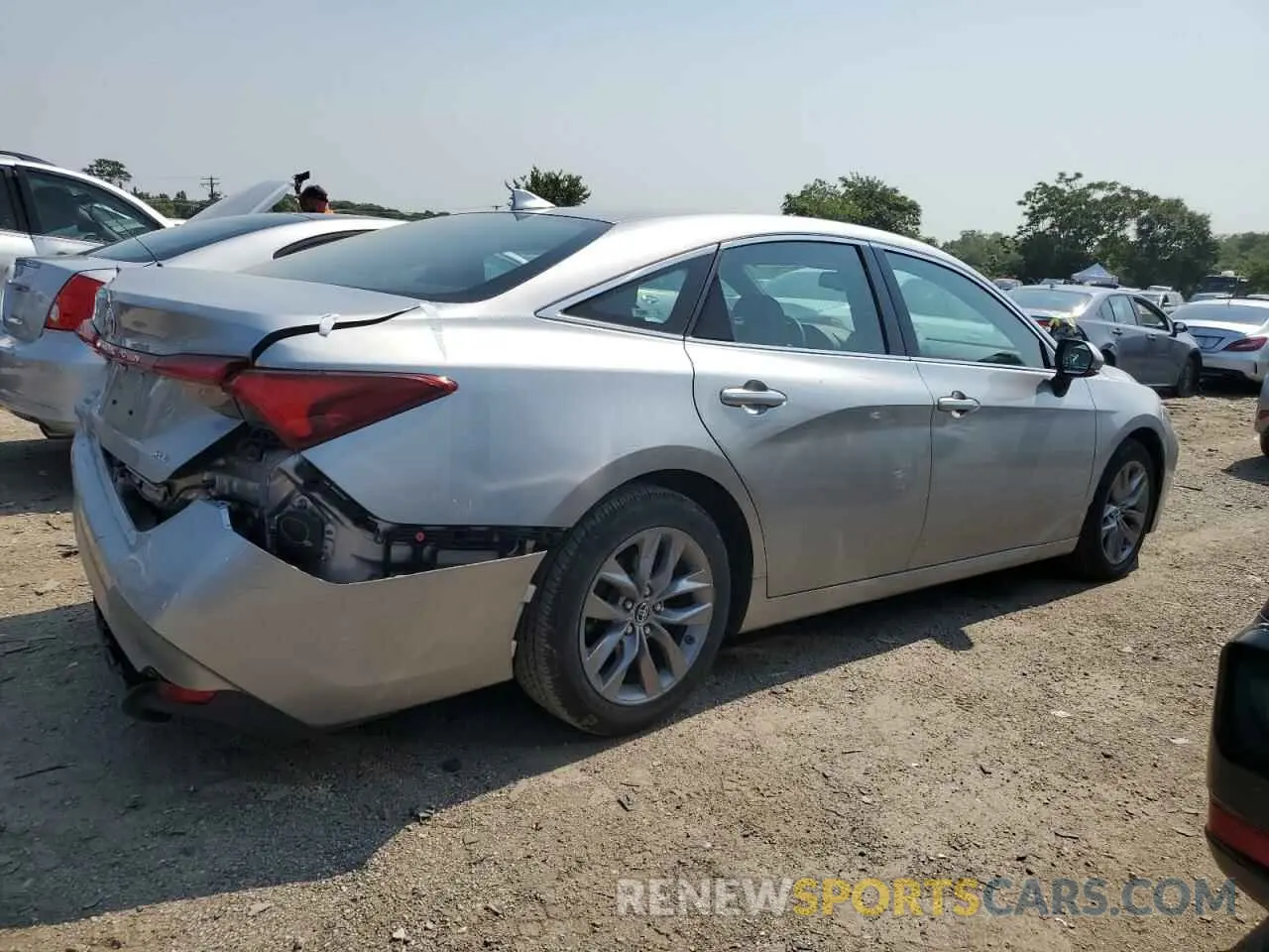 3 Photograph of a damaged car 4T1BZ1FB7KU033629 TOYOTA AVALON 2019