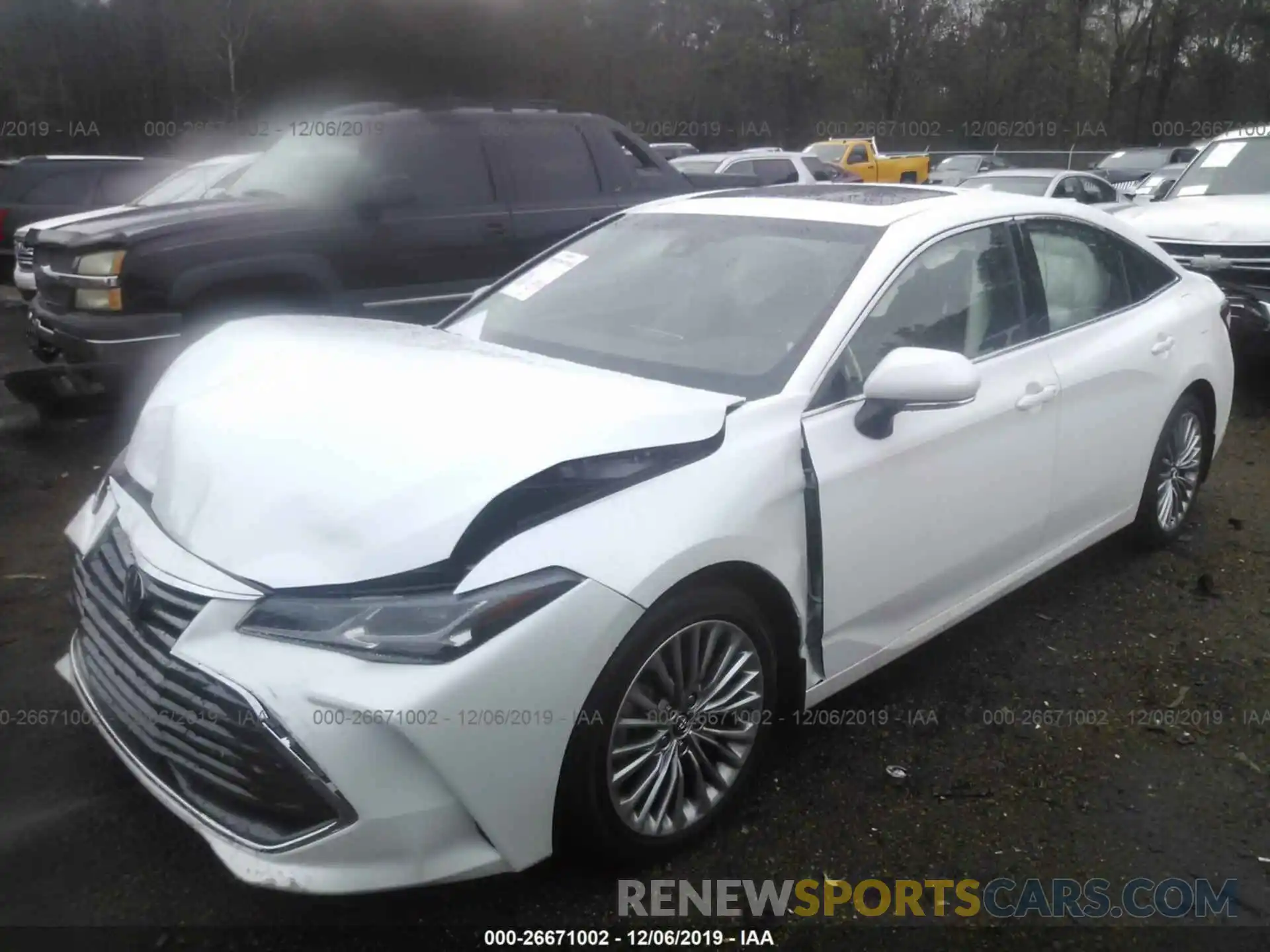 2 Photograph of a damaged car 4T1BZ1FB7KU033906 TOYOTA AVALON 2019