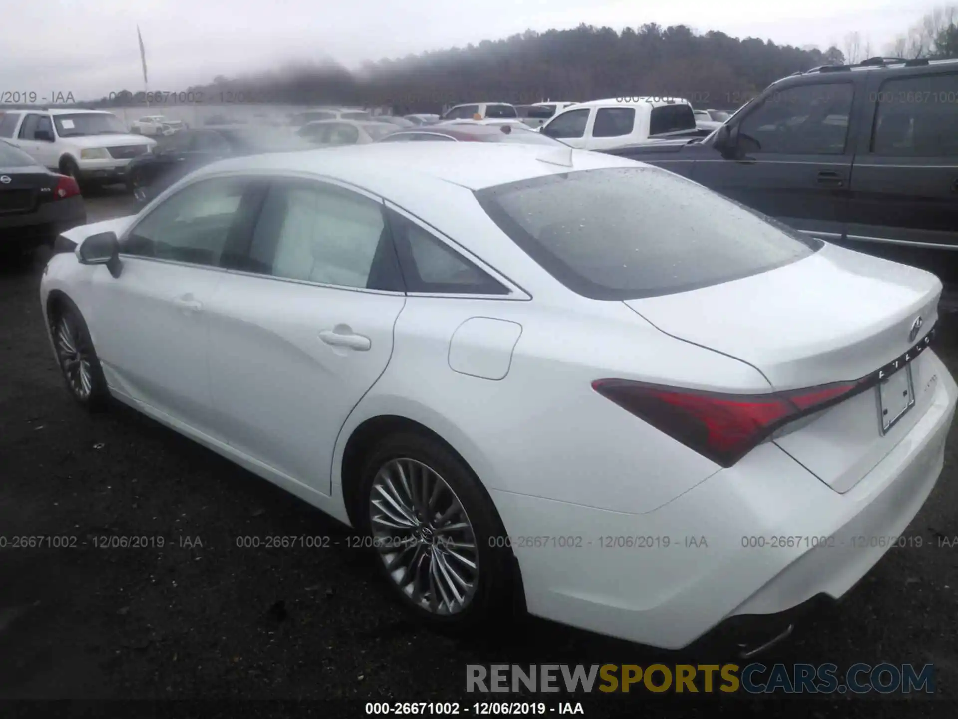 3 Photograph of a damaged car 4T1BZ1FB7KU033906 TOYOTA AVALON 2019