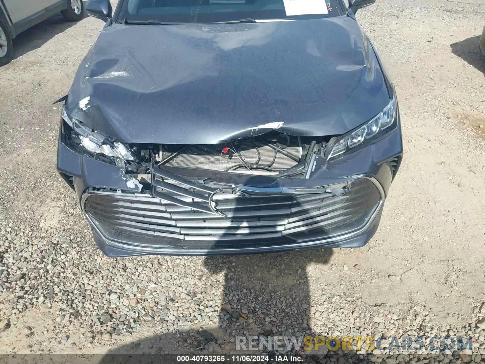 6 Photograph of a damaged car 4T1BZ1FB8KU003569 TOYOTA AVALON 2019