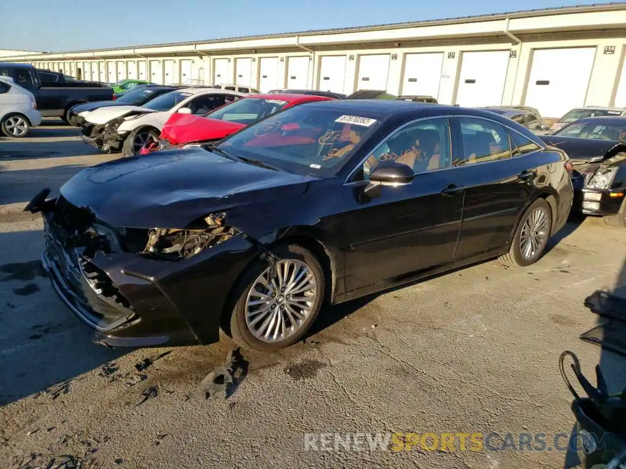 1 Photograph of a damaged car 4T1BZ1FB8KU003894 TOYOTA AVALON 2019