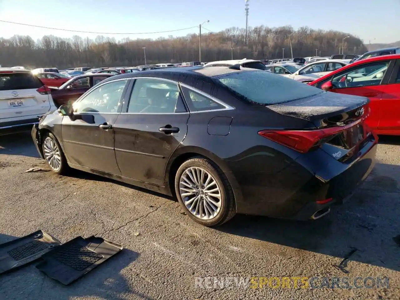 2 Photograph of a damaged car 4T1BZ1FB8KU003894 TOYOTA AVALON 2019