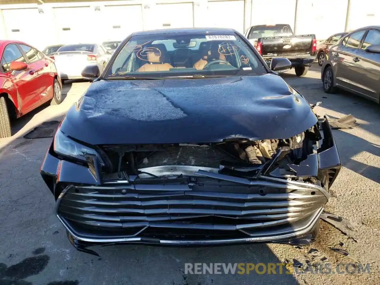 5 Photograph of a damaged car 4T1BZ1FB8KU003894 TOYOTA AVALON 2019