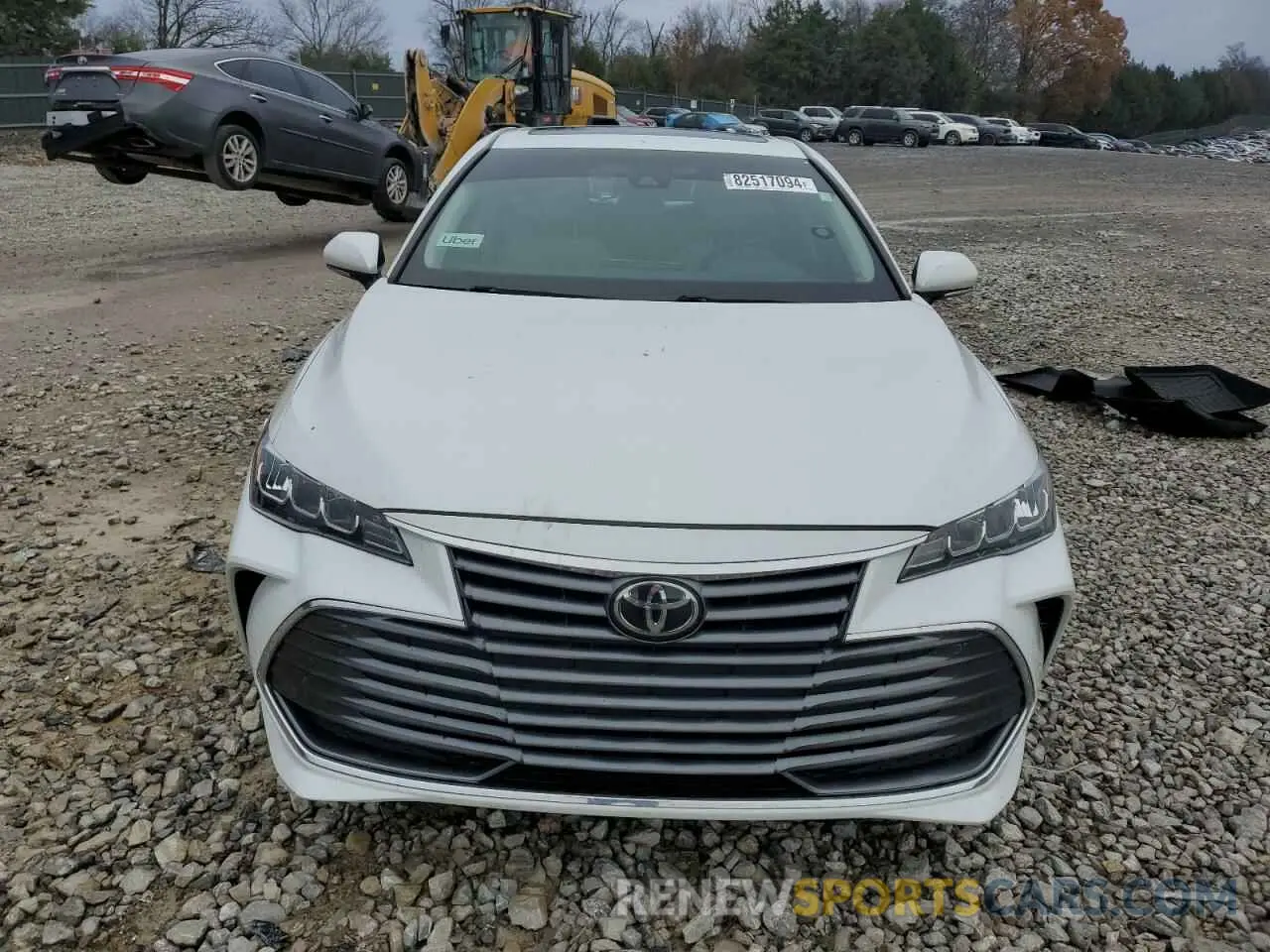 5 Photograph of a damaged car 4T1BZ1FB8KU011459 TOYOTA AVALON 2019
